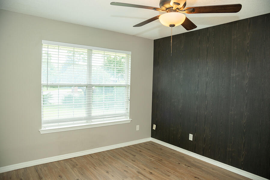 BISCAYNE POINTE/PINE RANCH - Residential