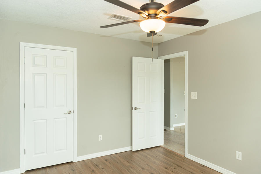 BISCAYNE POINTE/PINE RANCH - Residential