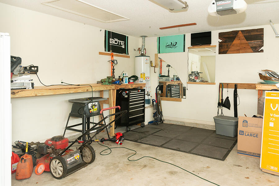 BISCAYNE POINTE/PINE RANCH - Residential