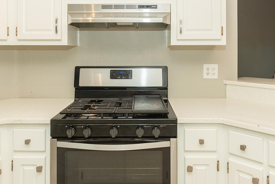 BISCAYNE POINTE/PINE RANCH - Residential