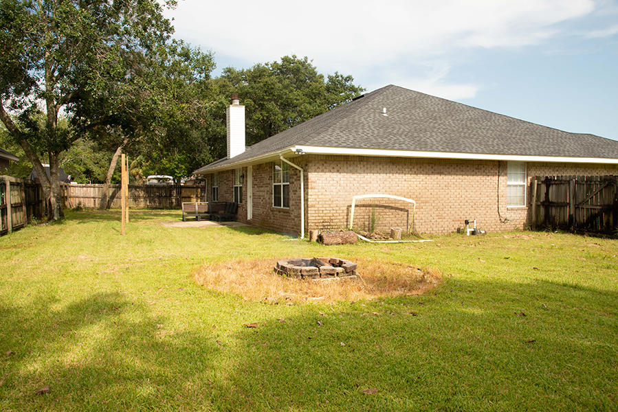 BISCAYNE POINTE/PINE RANCH - Residential