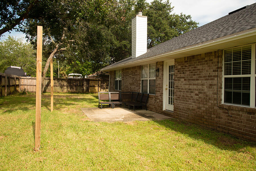 BISCAYNE POINTE/PINE RANCH - Residential