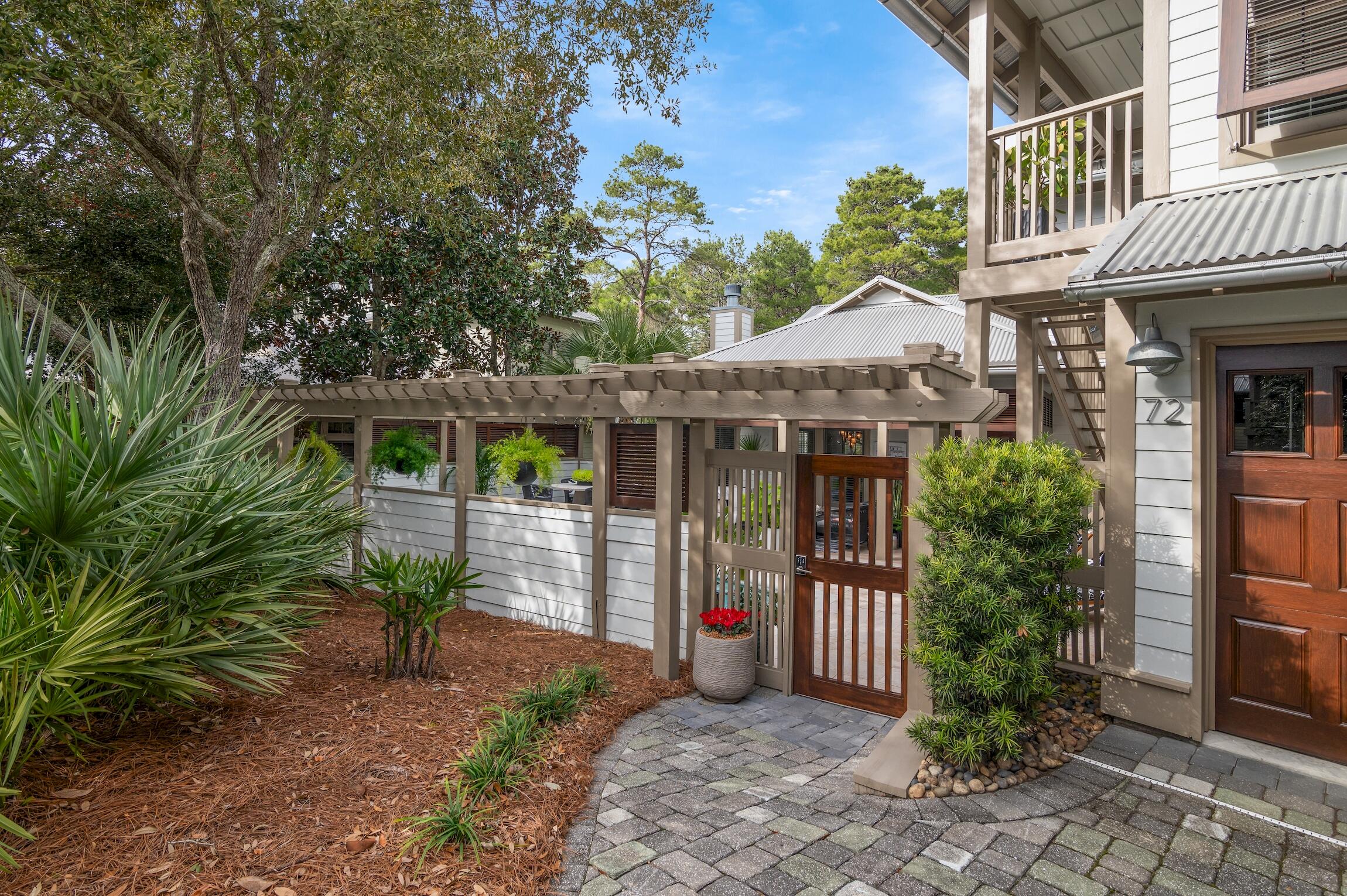SUMMER RIDGE - Residential
