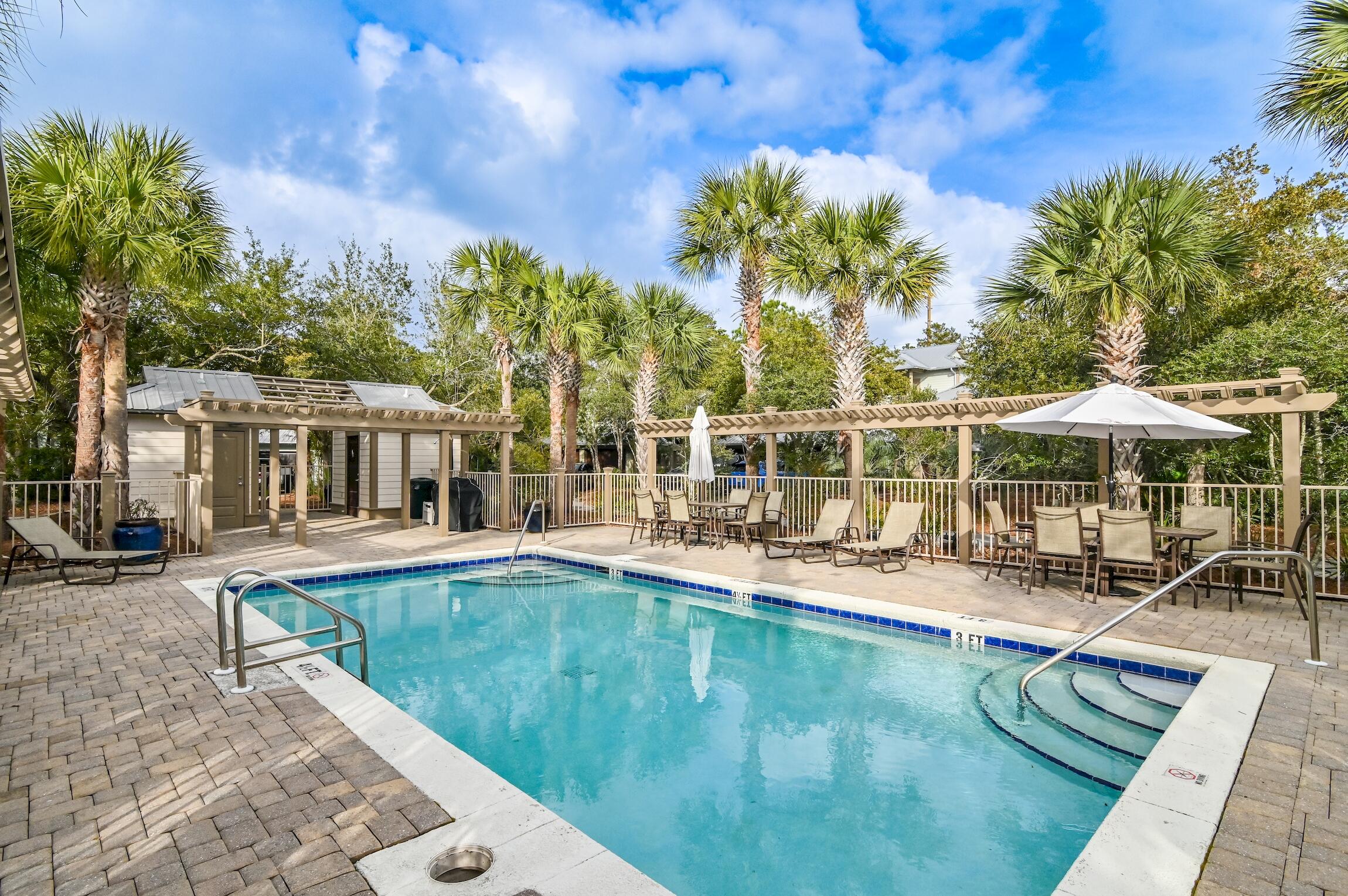 SUMMER RIDGE - Residential