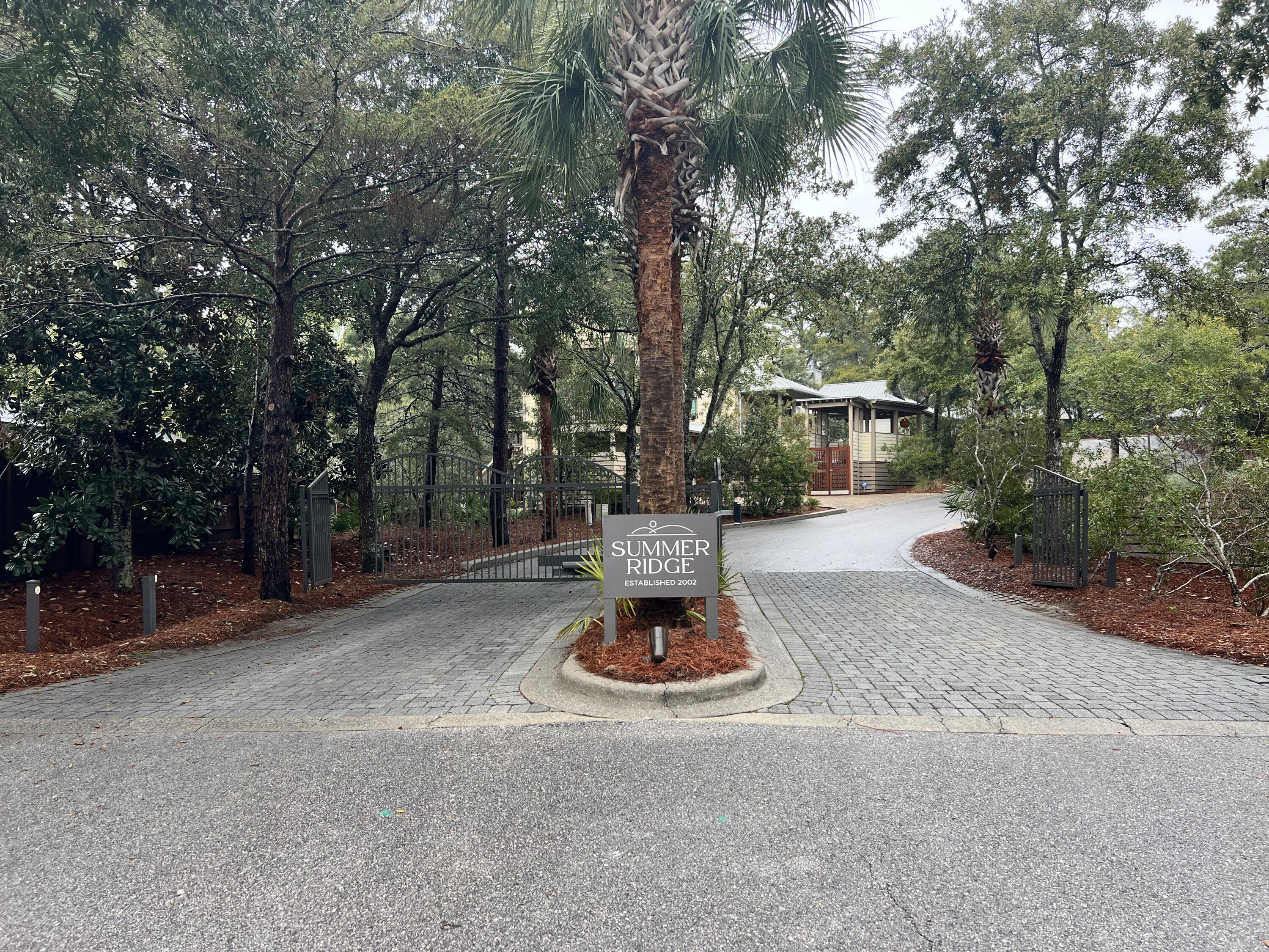 SUMMER RIDGE - Residential