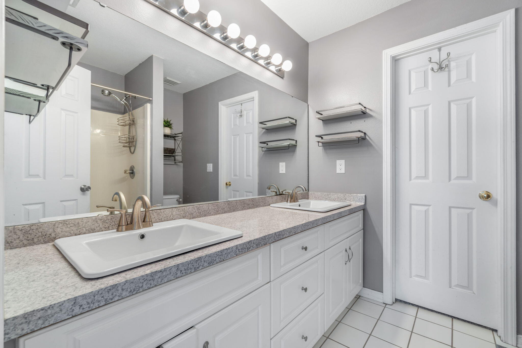 SOUTHERN PINES - Residential