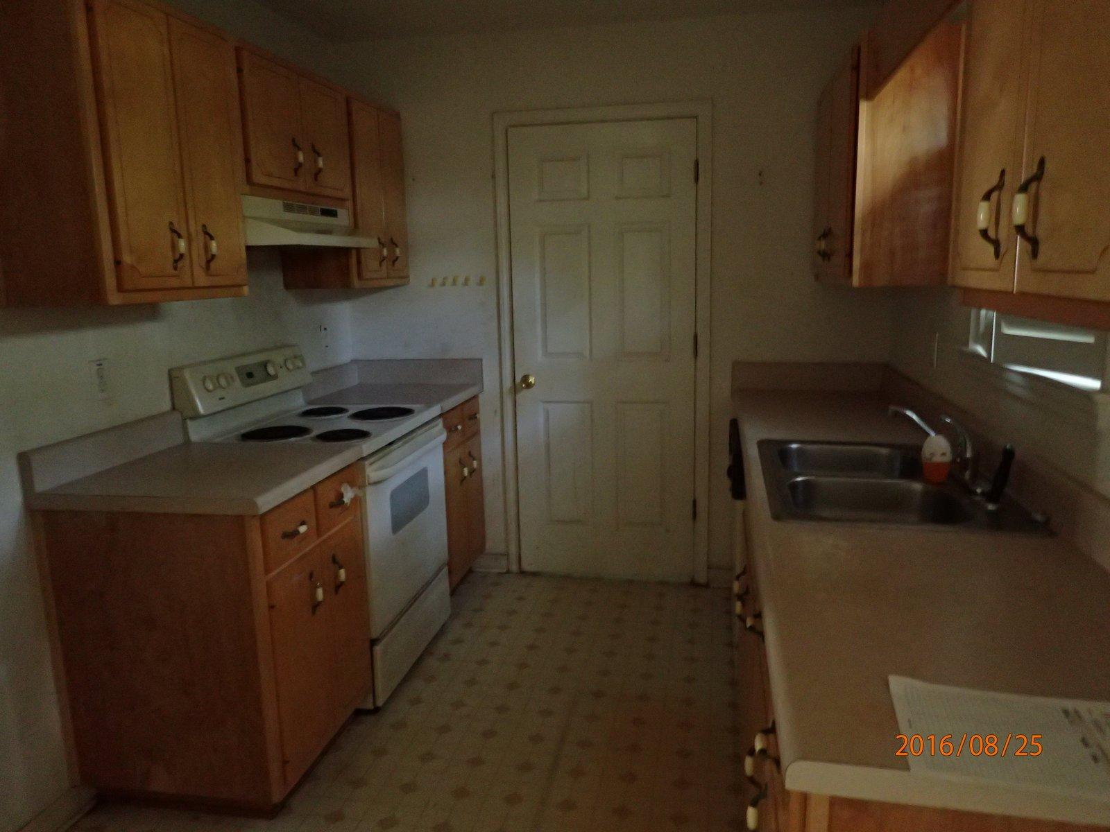 PINE SHORES - Residential