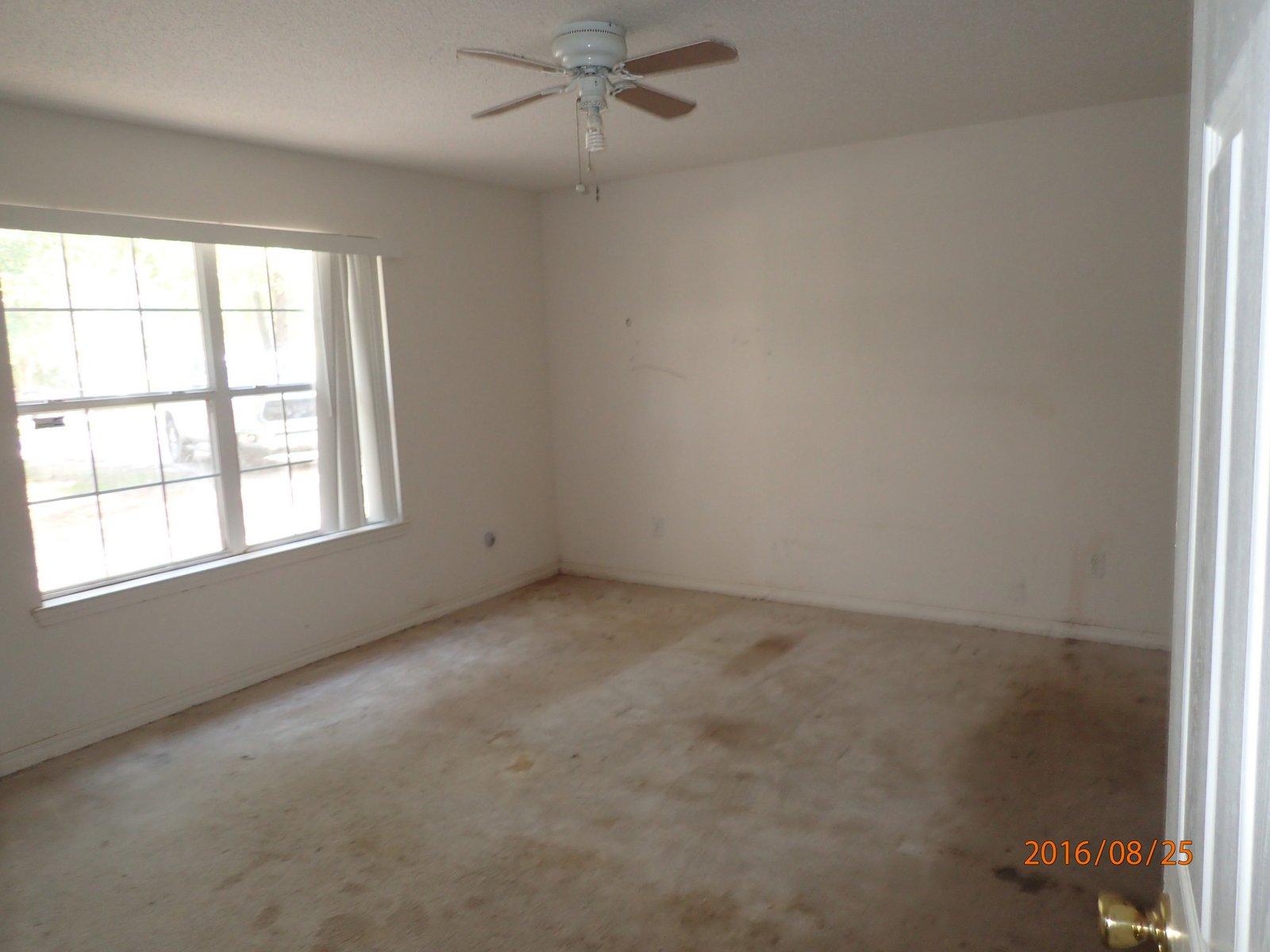 PINE SHORES - Residential