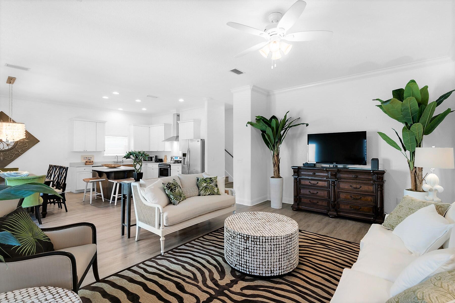 CRYSTAL BEACH - Residential