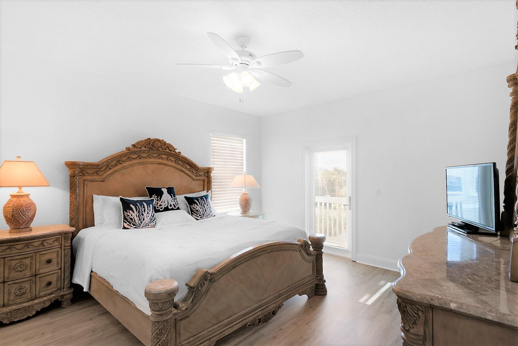 CRYSTAL BEACH - Residential