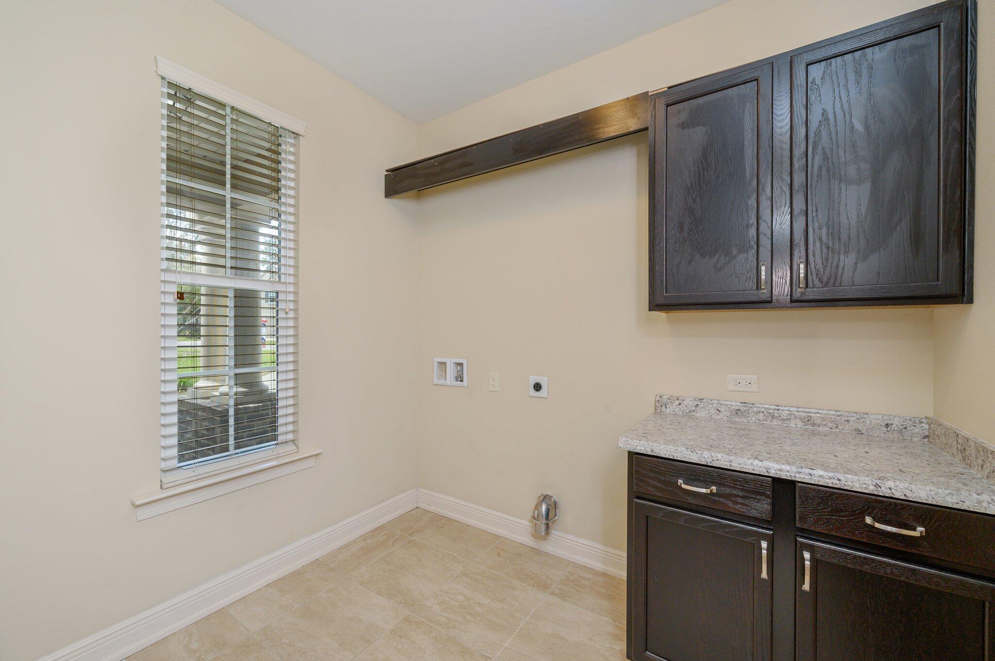 MEDINAH S/D LOT 6 - Residential