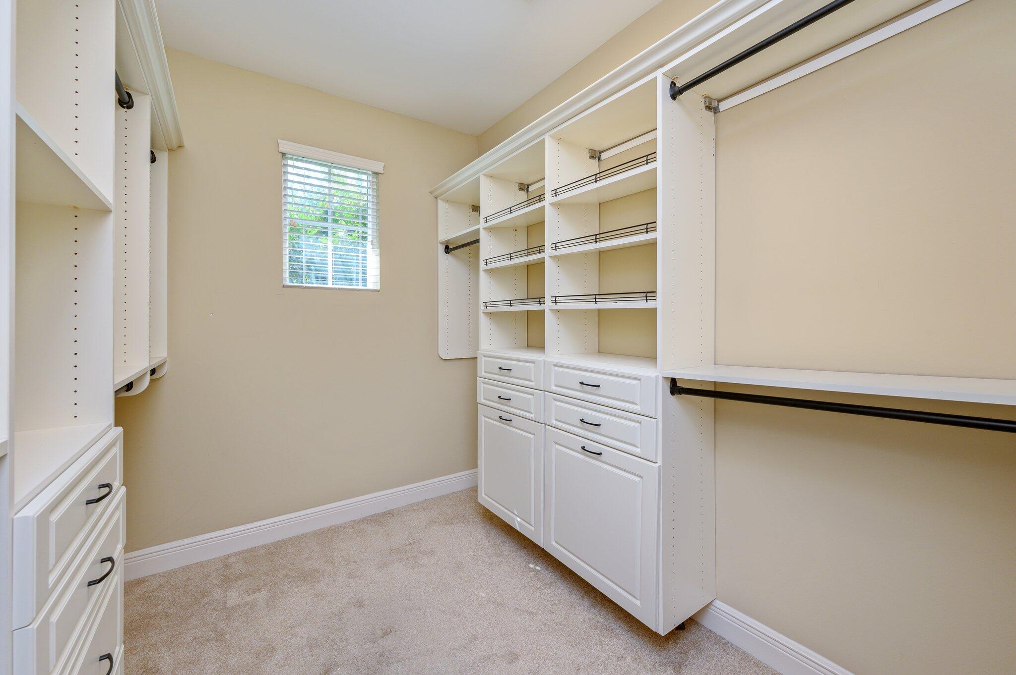 MEDINAH S/D LOT 6 - Residential