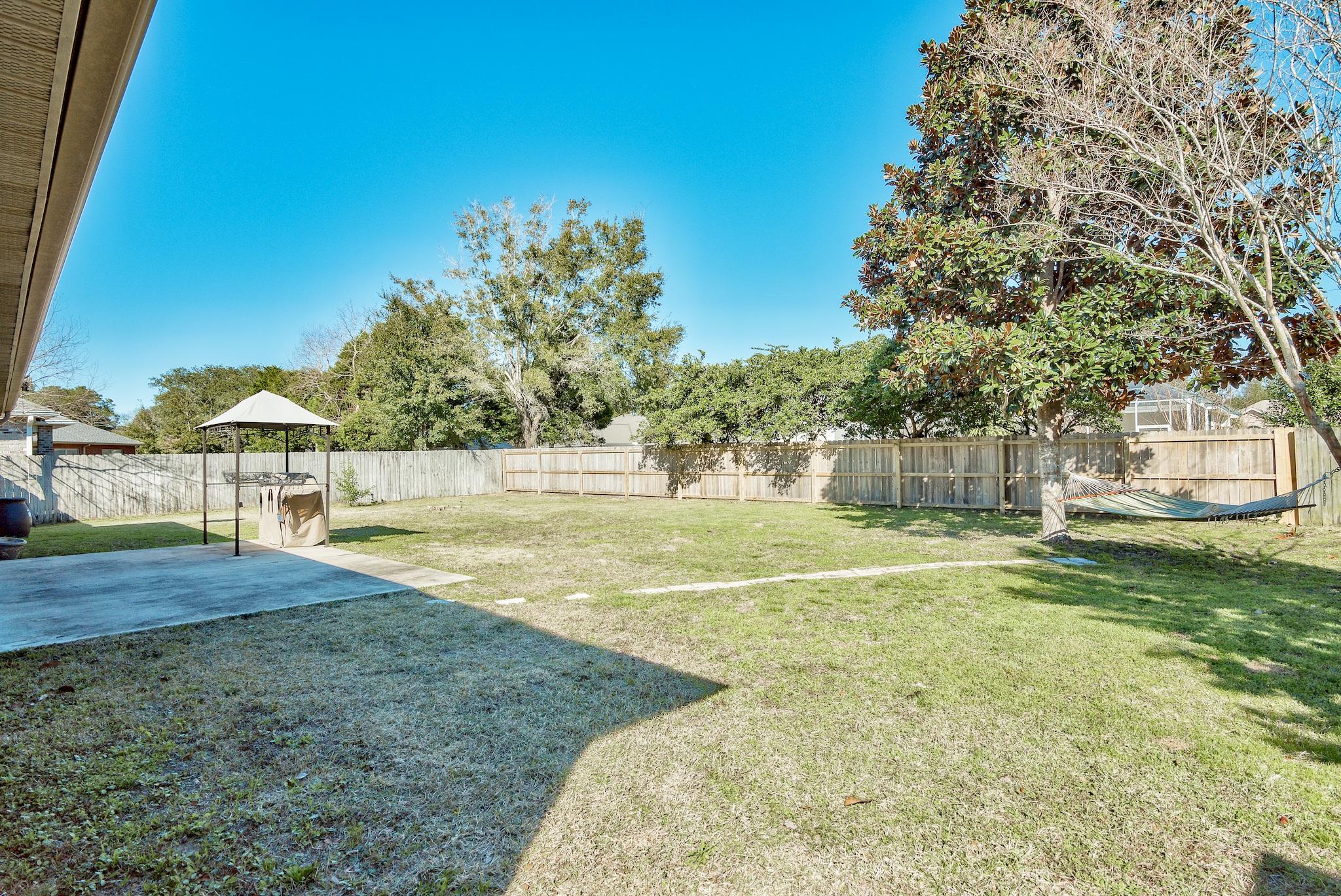 RAINTREE ESTATES - Residential