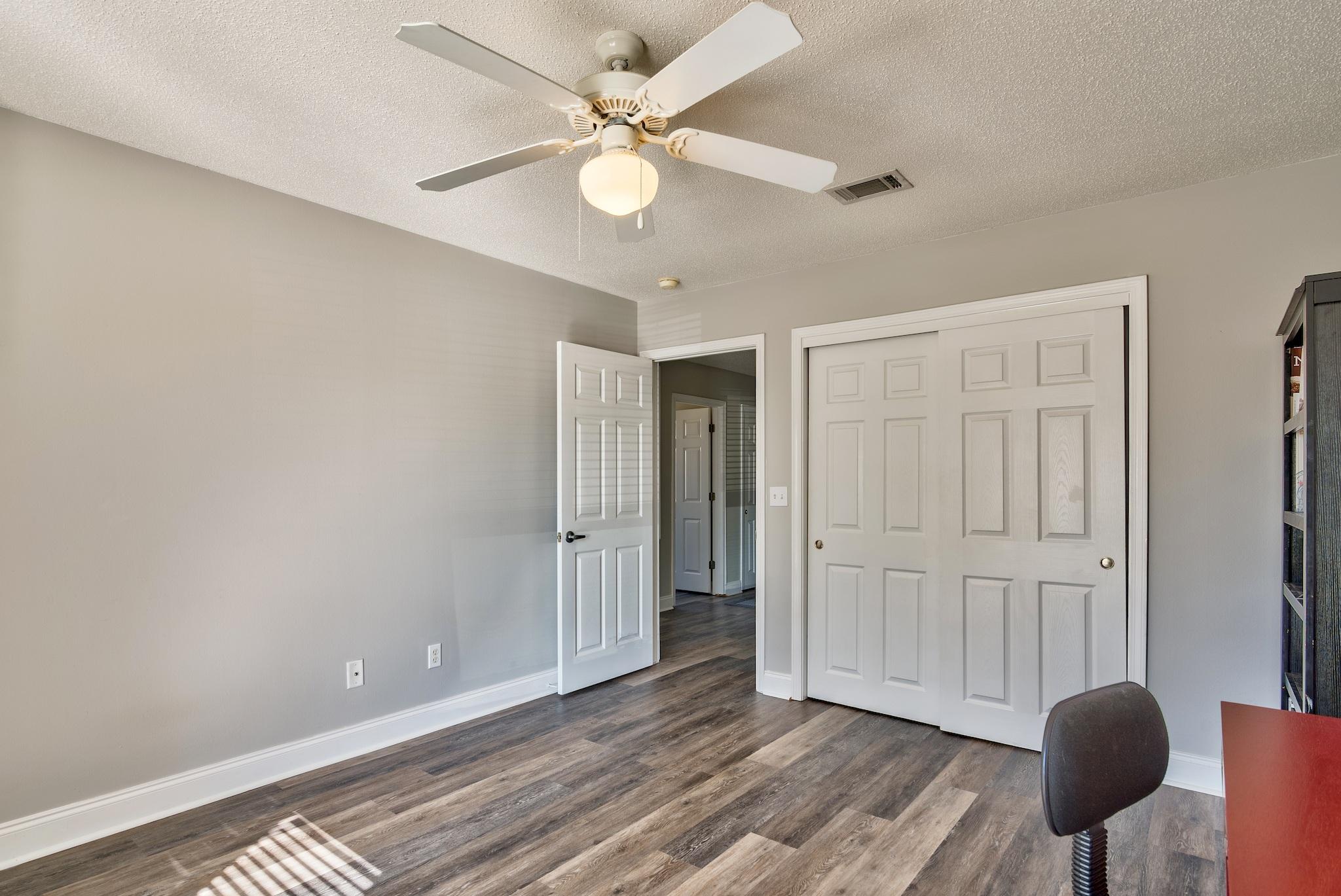 RAINTREE ESTATES - Residential