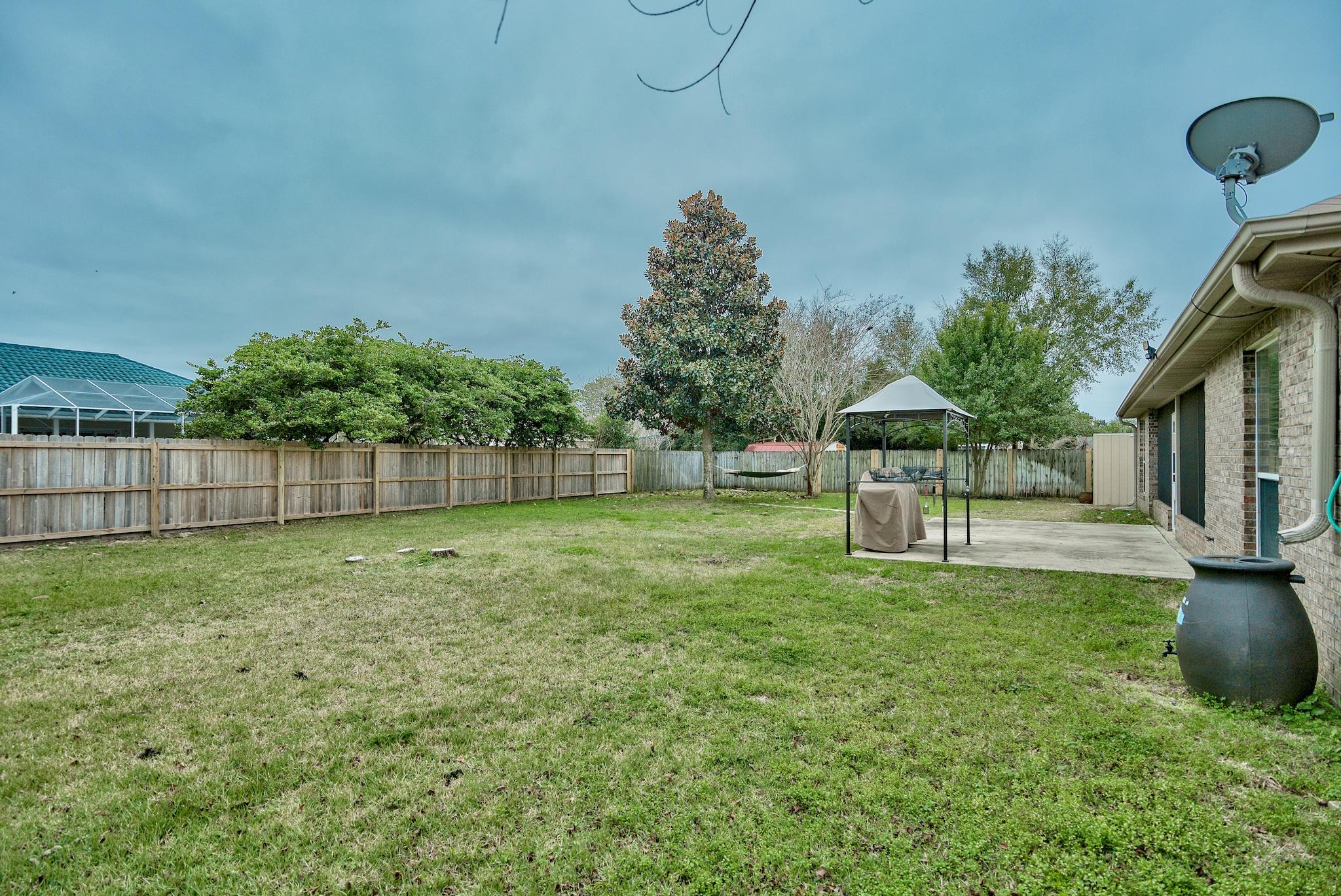 RAINTREE ESTATES - Residential