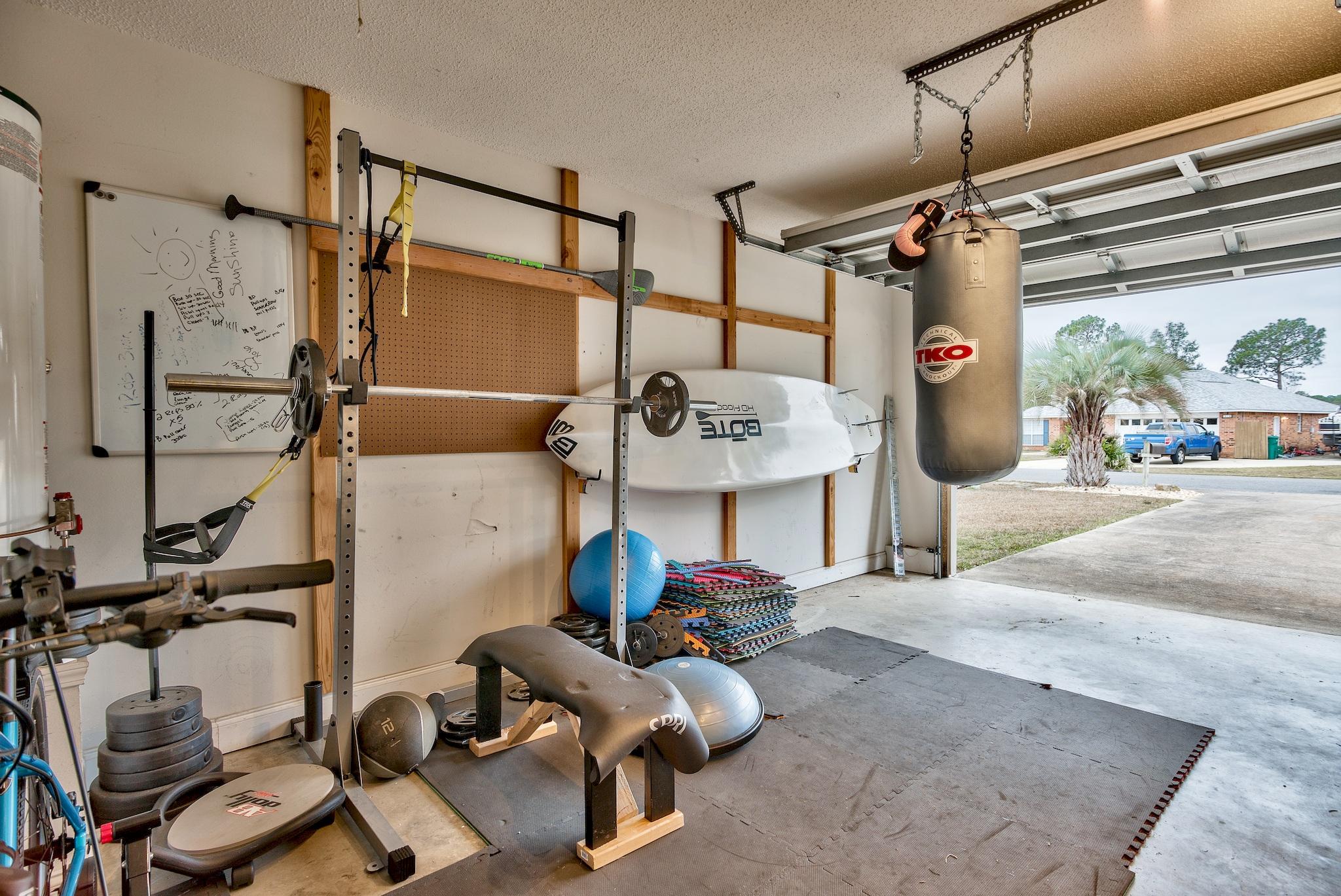 RAINTREE ESTATES - Residential