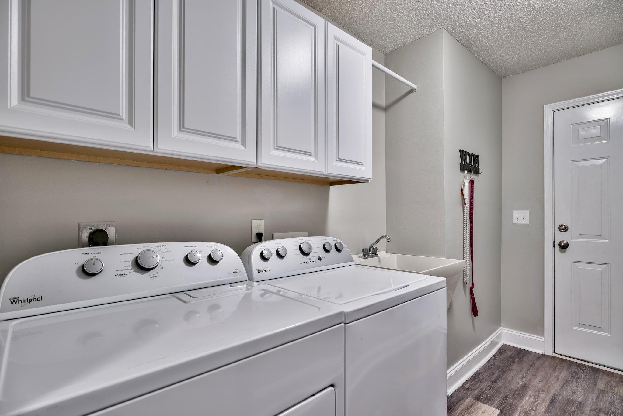 RAINTREE ESTATES - Residential