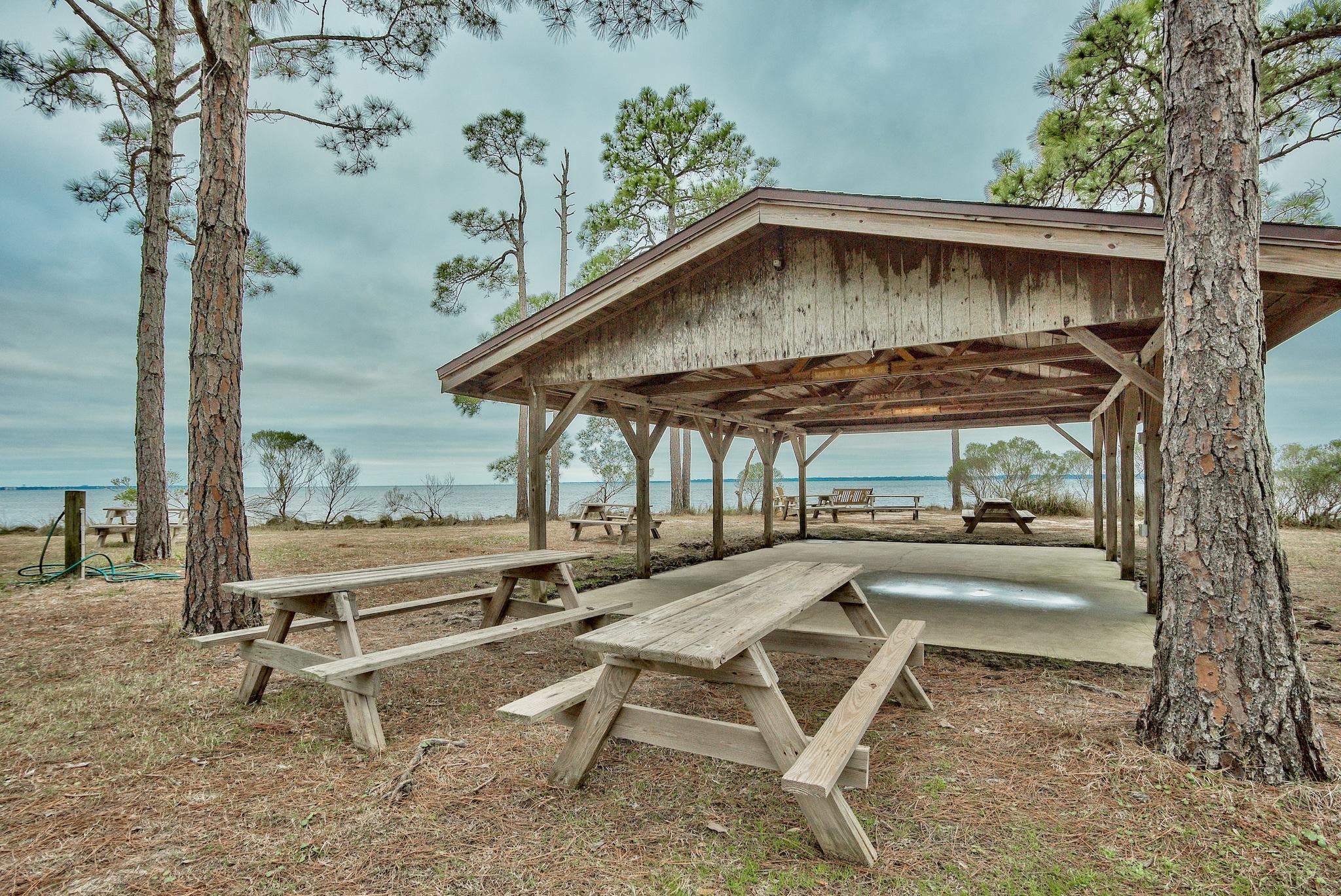 RAINTREE ESTATES - Residential