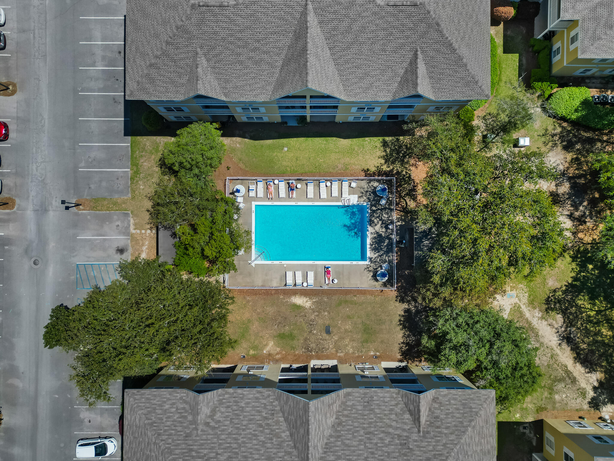 HERONS WATCH CONDO PH 4 - Residential