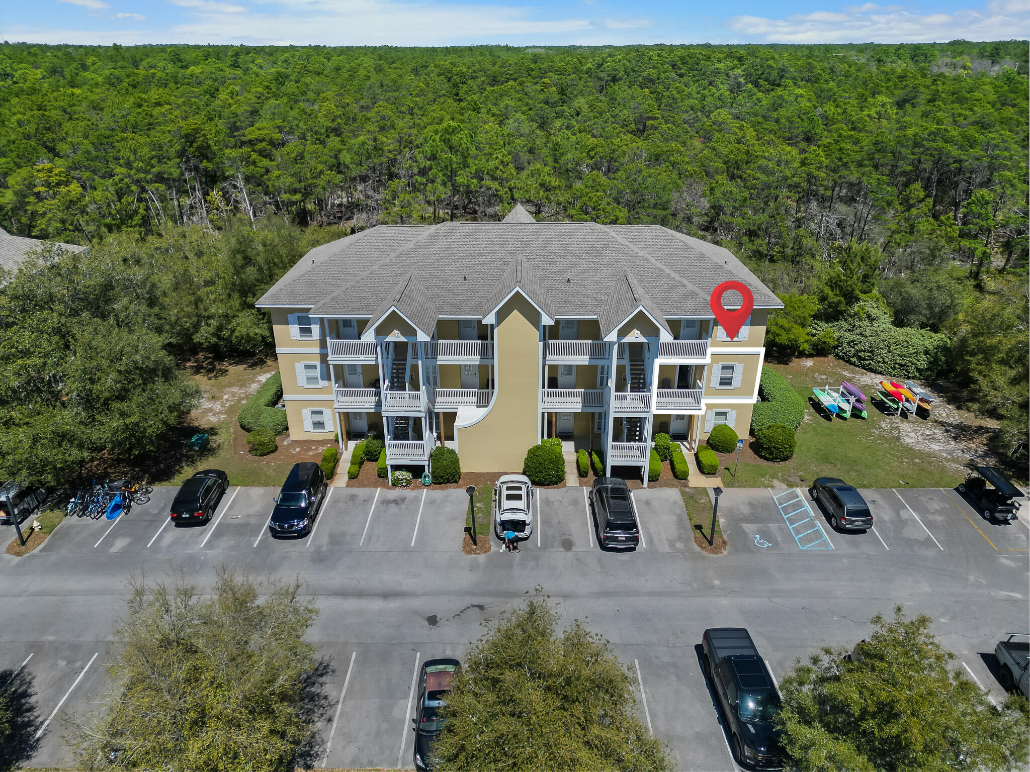HERONS WATCH CONDO PH 4 - Residential
