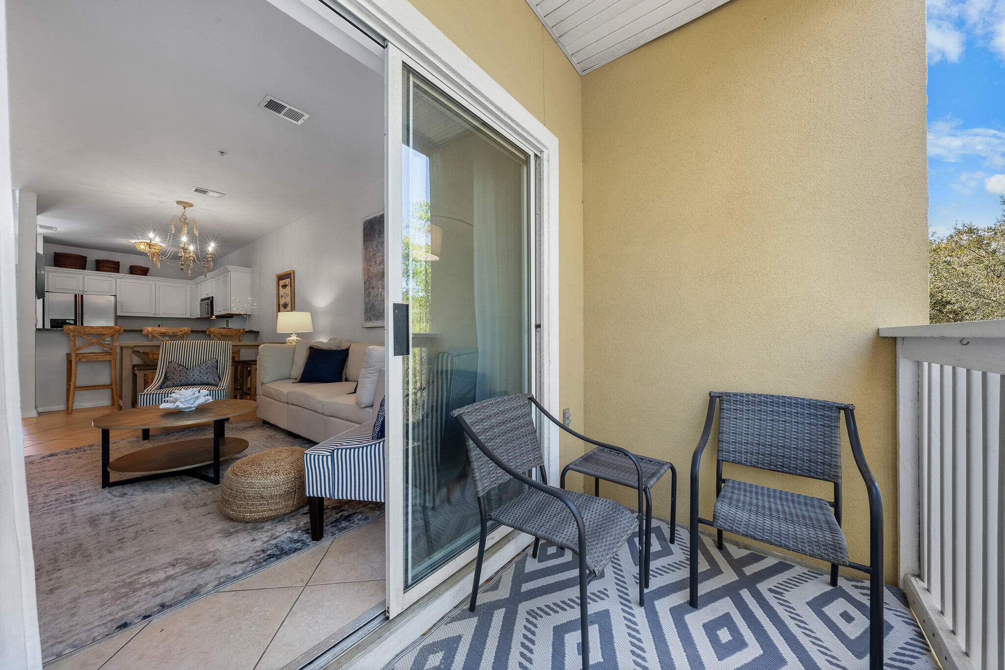 HERONS WATCH CONDO PH 4 - Residential