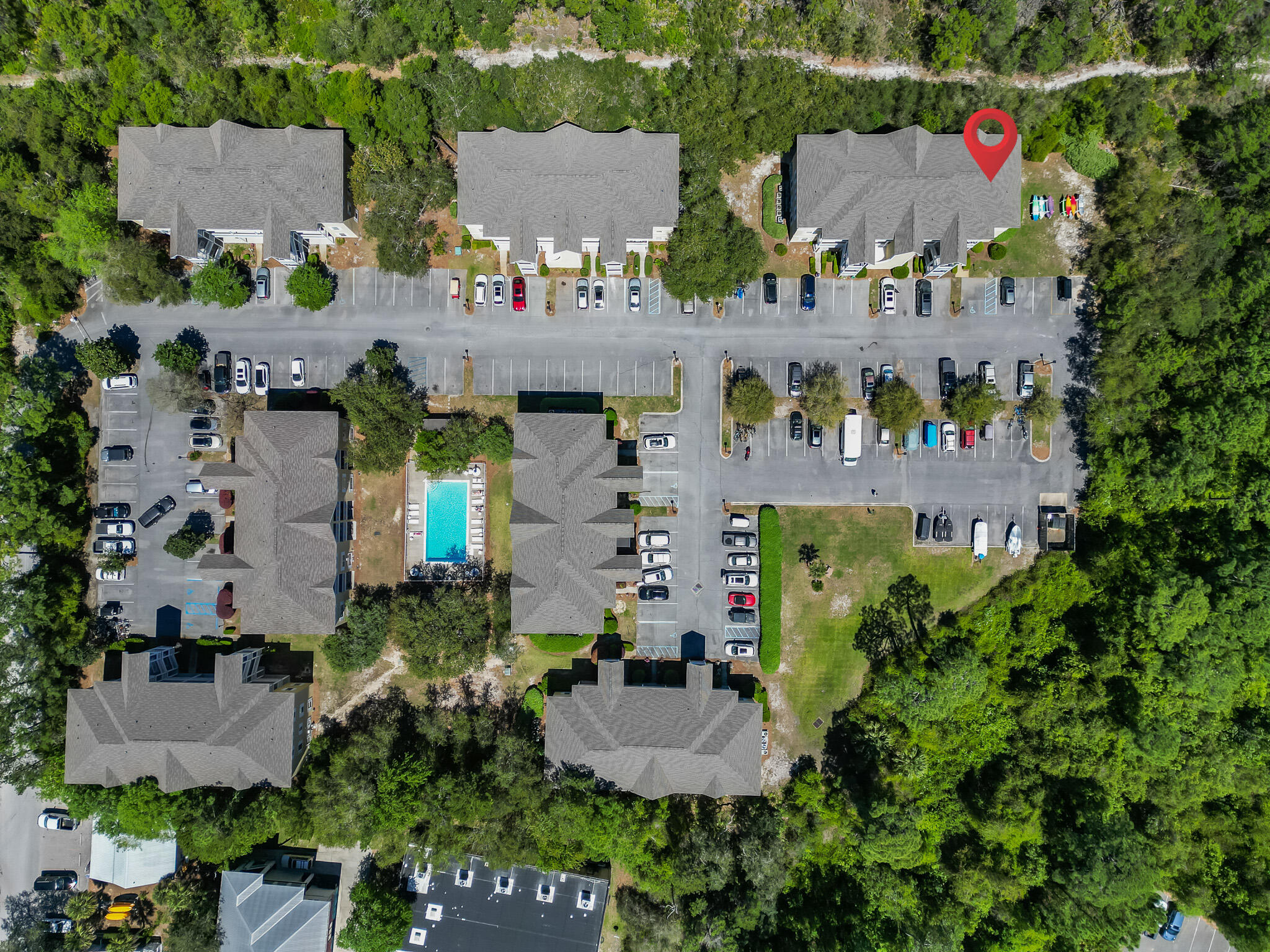 HERONS WATCH CONDO PH 4 - Residential