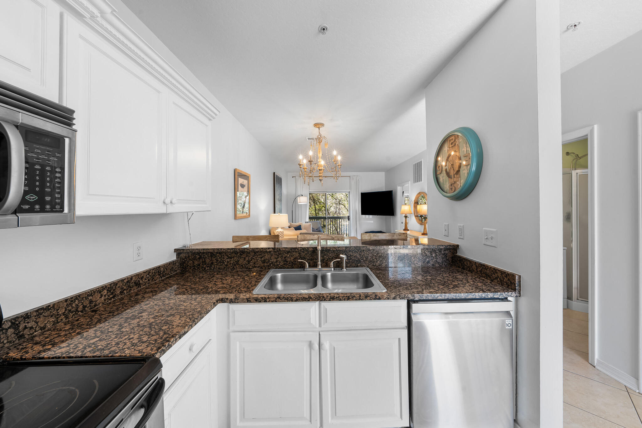 HERONS WATCH CONDO PH 4 - Residential