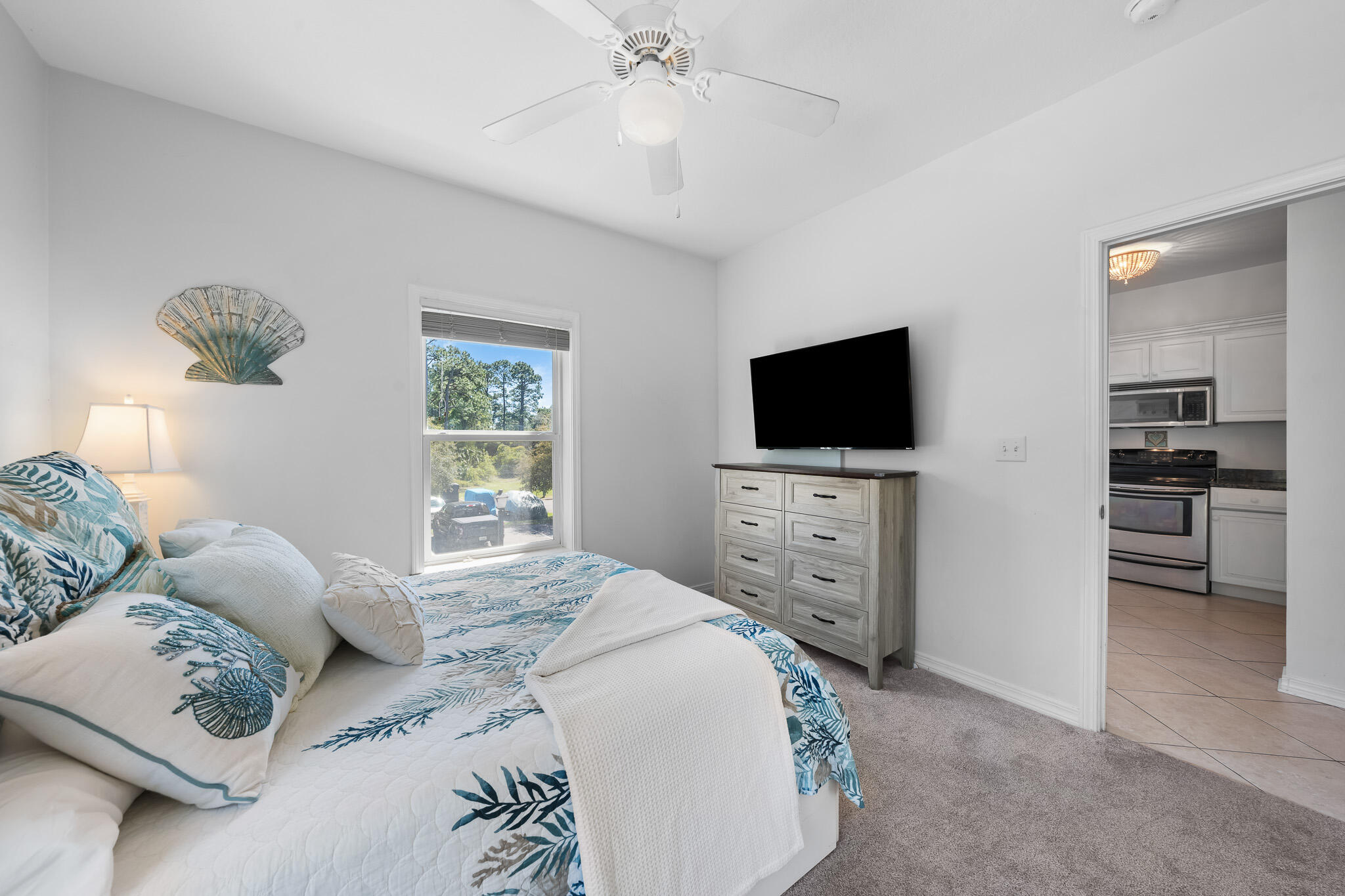 HERONS WATCH CONDO PH 4 - Residential