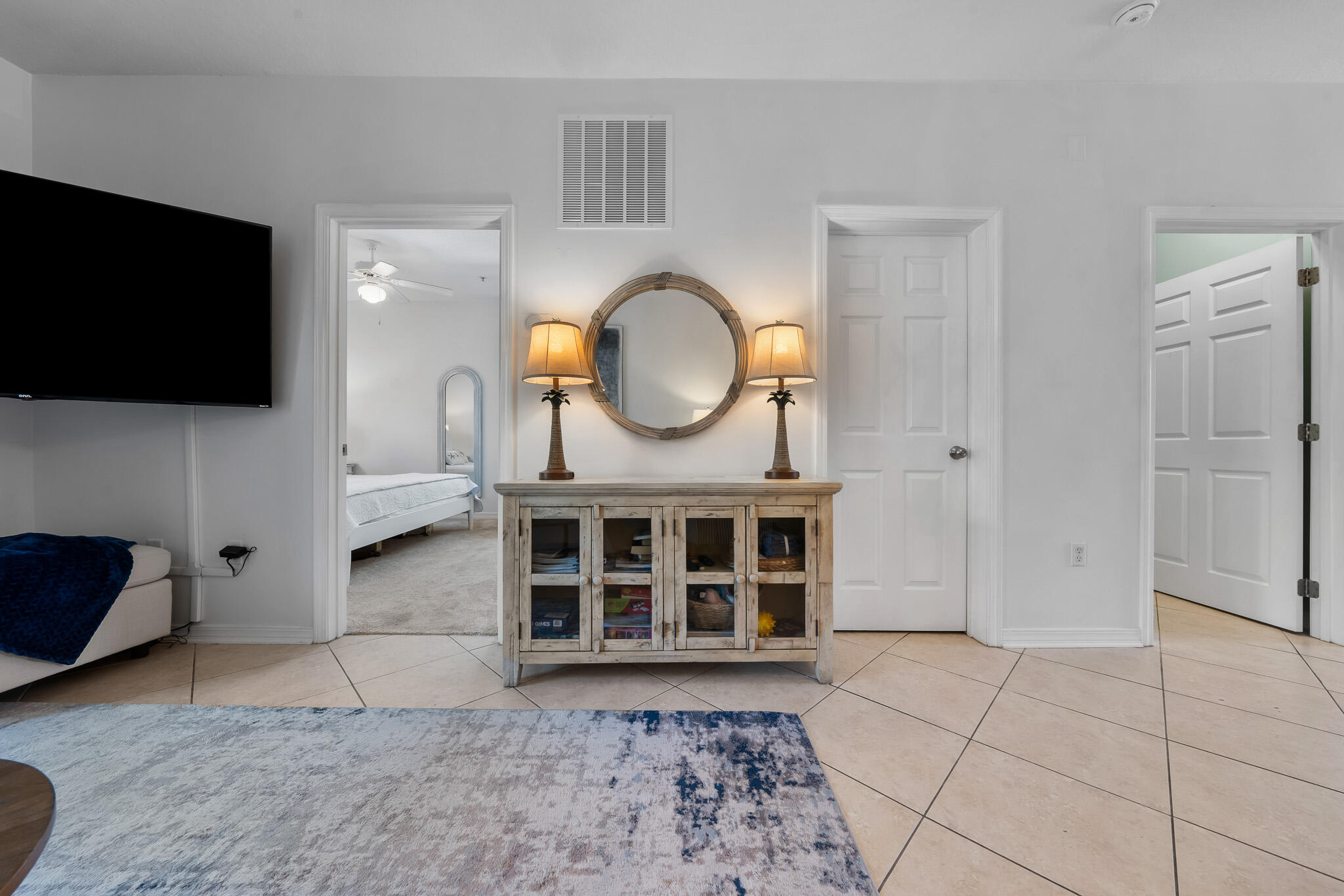 HERONS WATCH CONDO PH 4 - Residential