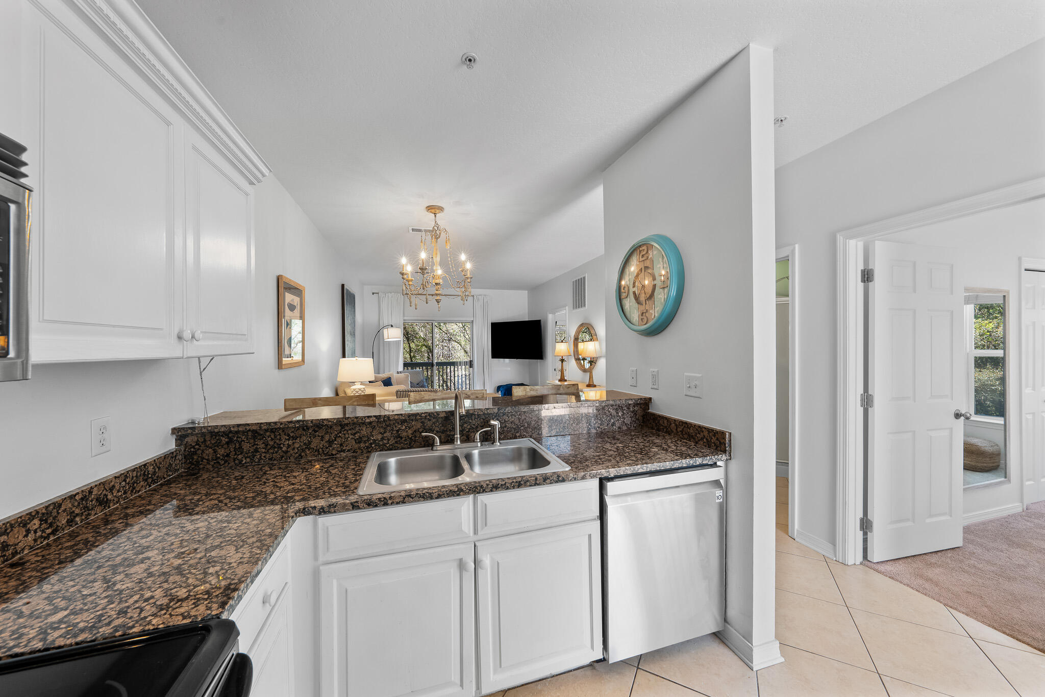 HERONS WATCH CONDO PH 4 - Residential