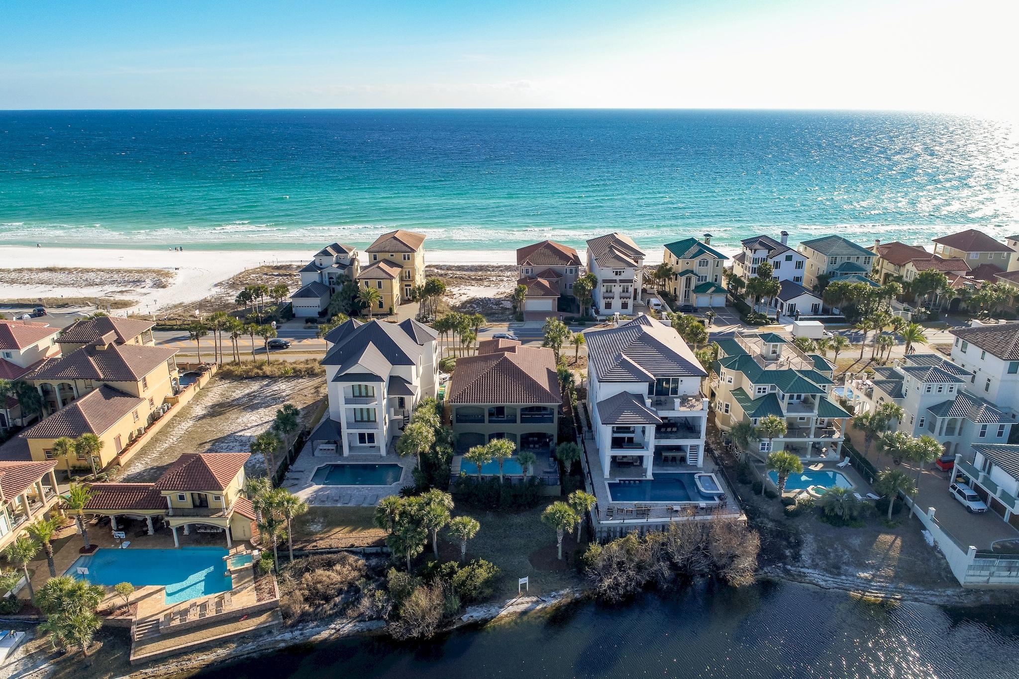 GRAND PALMS S/D - Residential