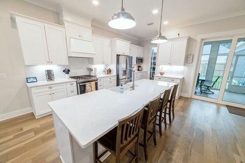 A home in Niceville