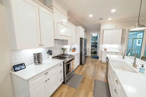 A home in Niceville