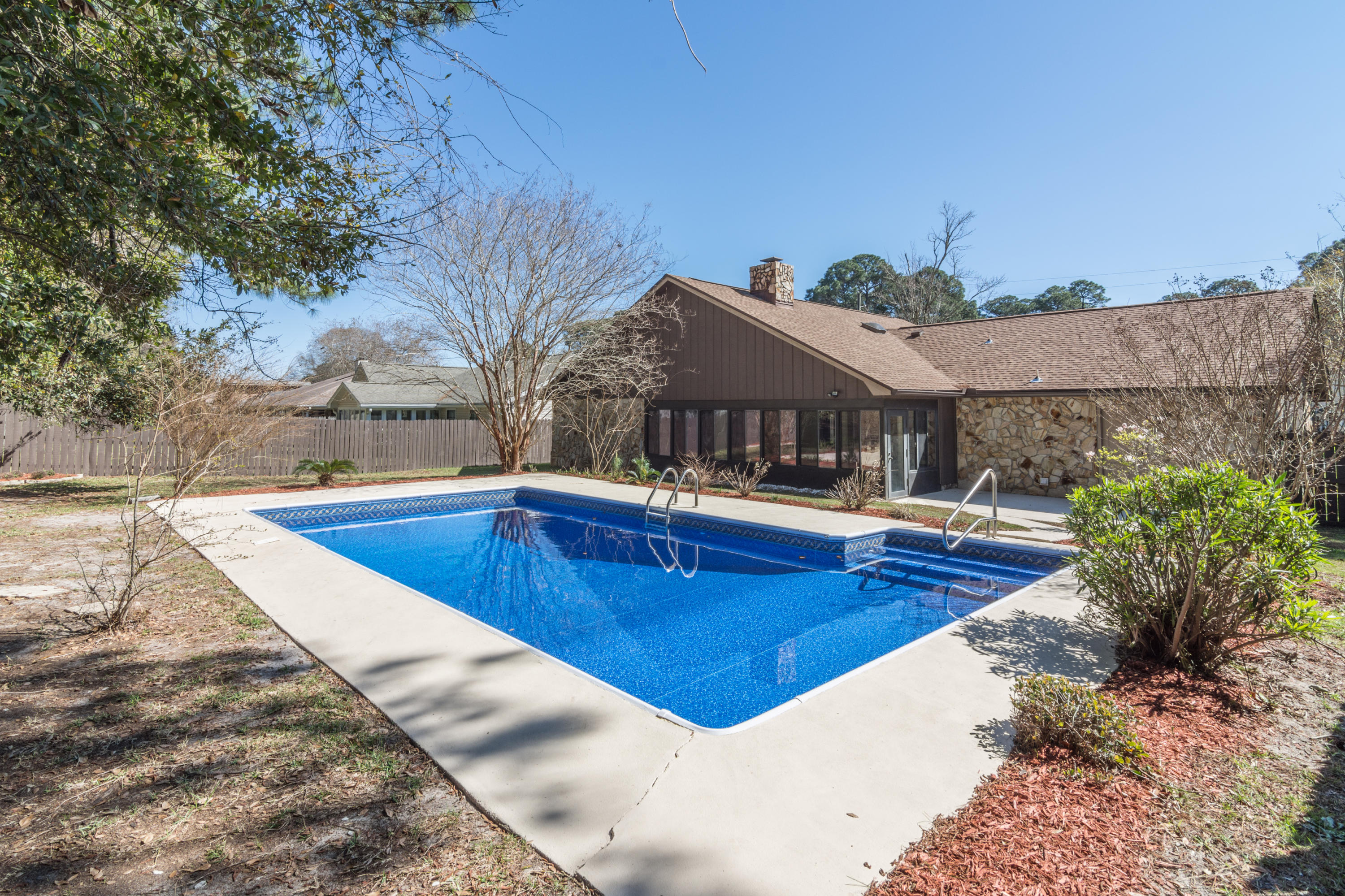 OVERBROOK - Residential