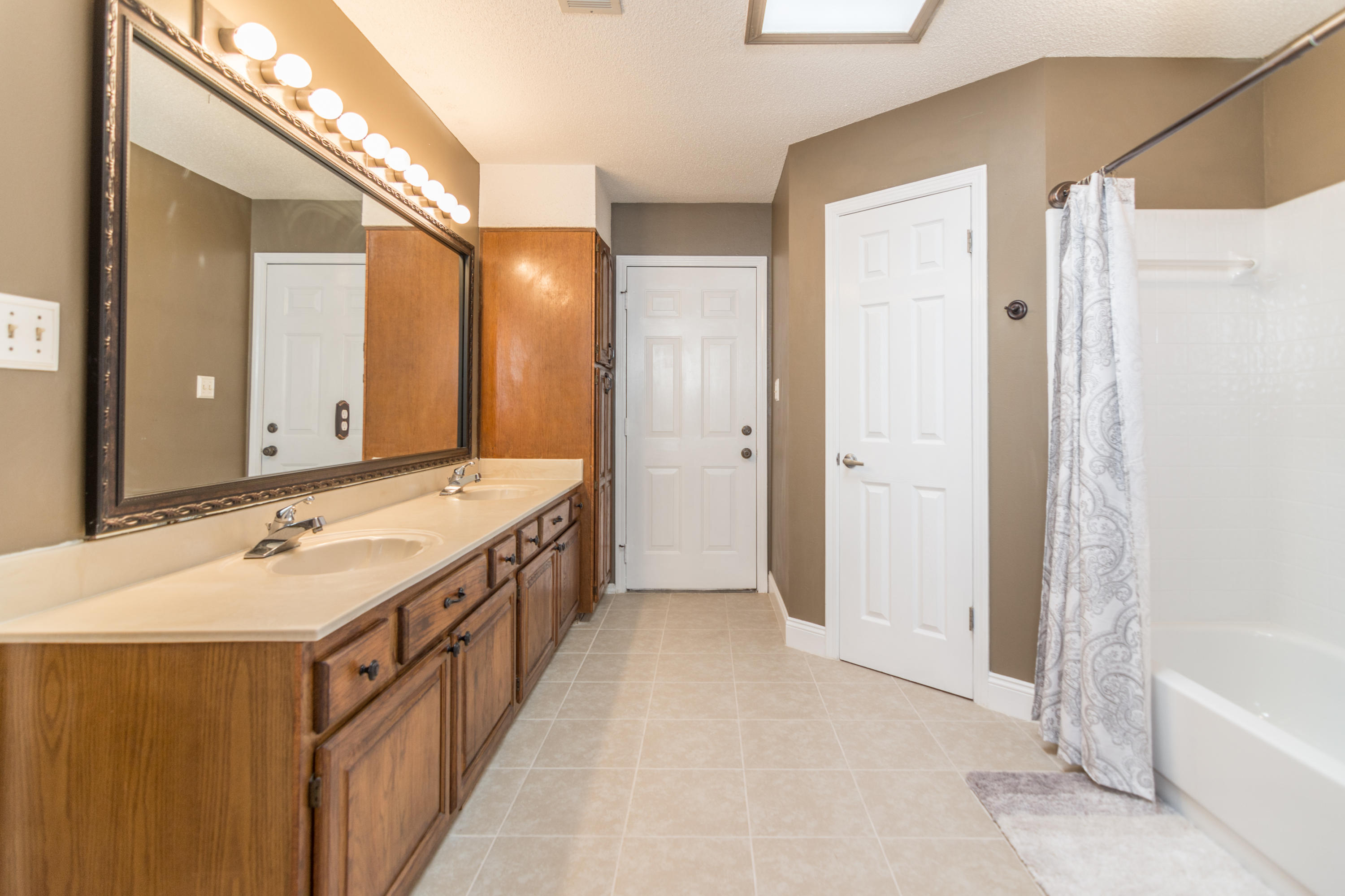 OVERBROOK - Residential