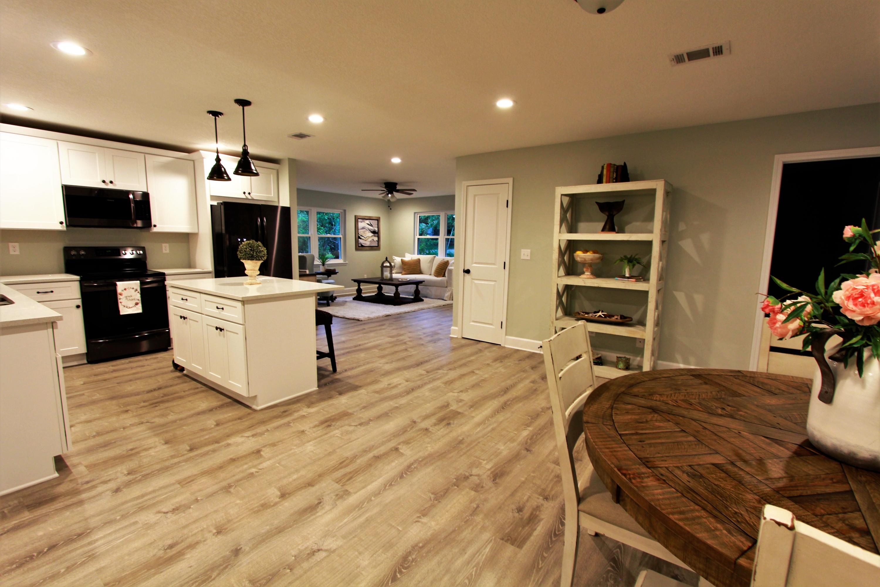 METES & BOUNDS - Residential Lease