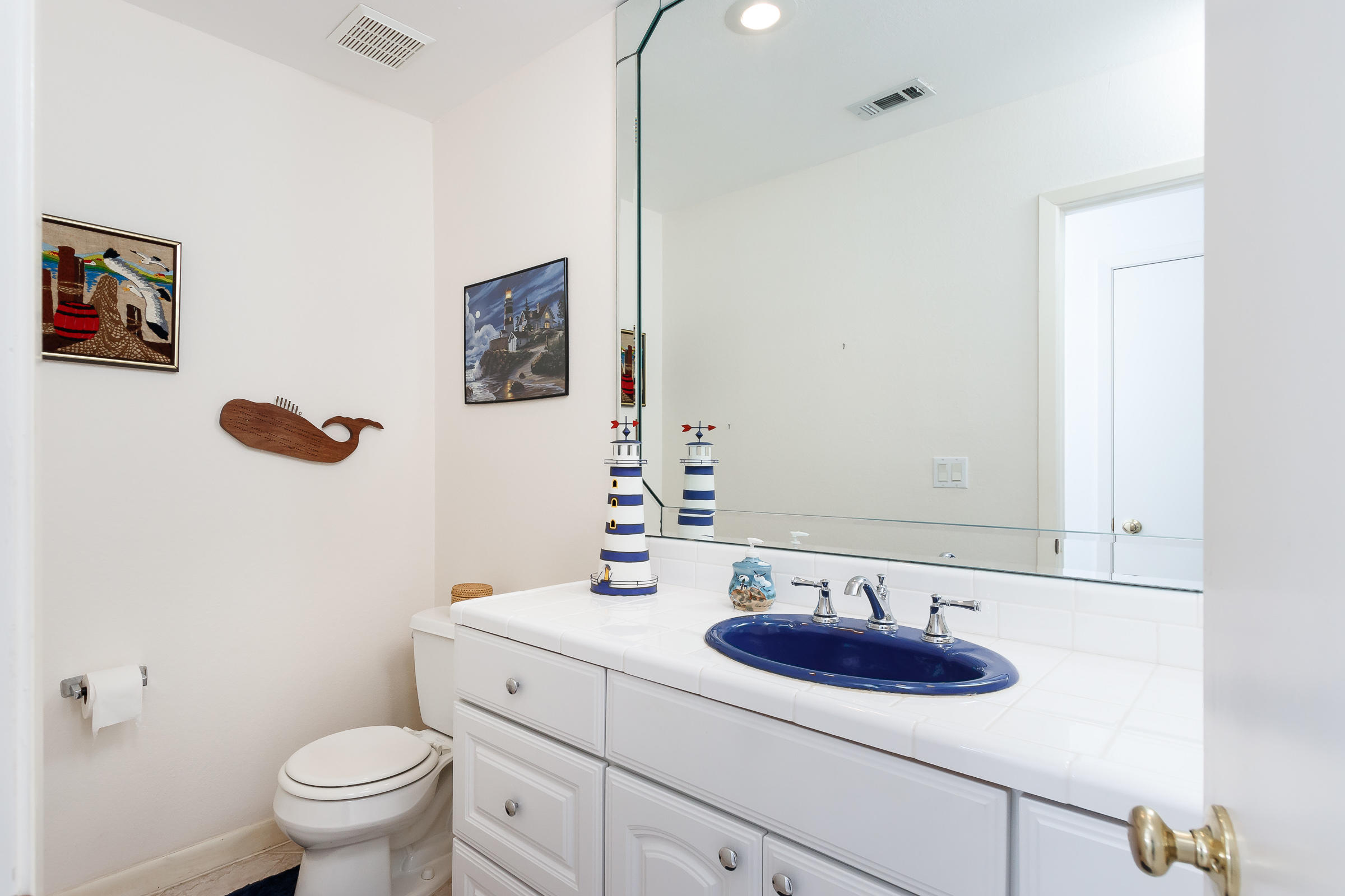 ELLIOTTS POINT - Residential