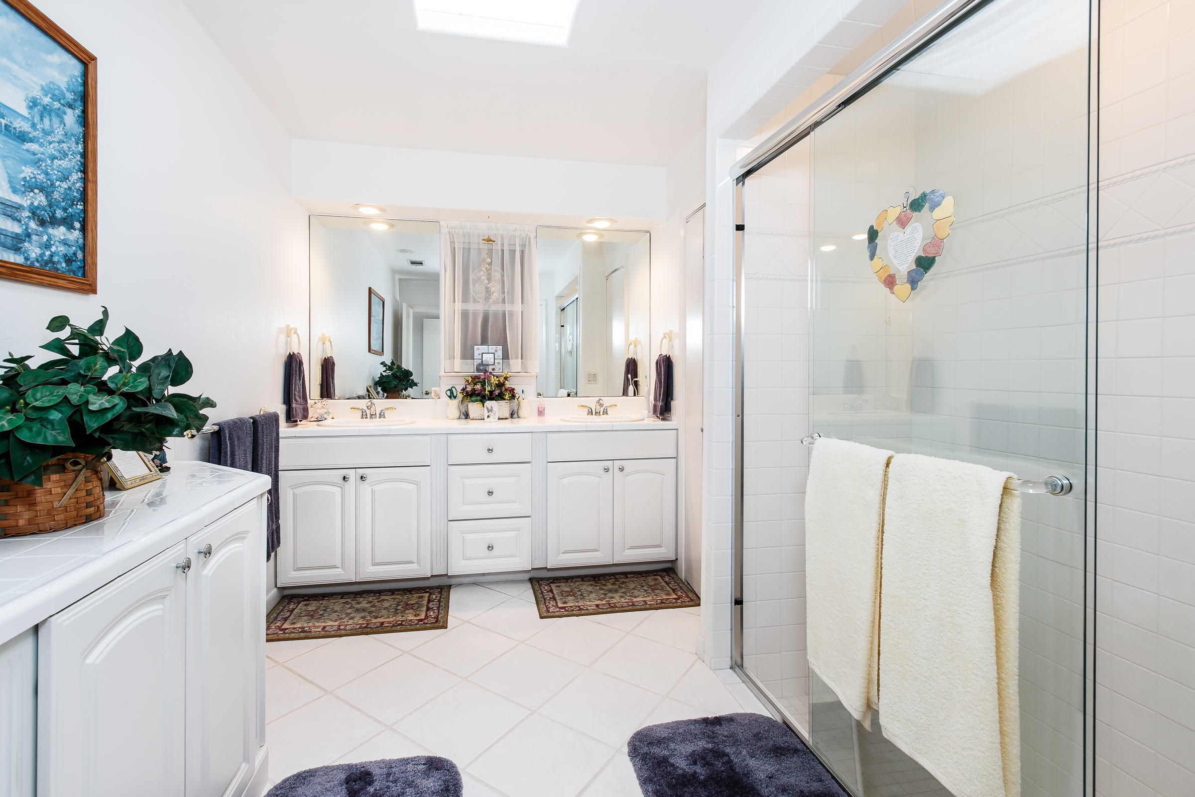 ELLIOTTS POINT - Residential