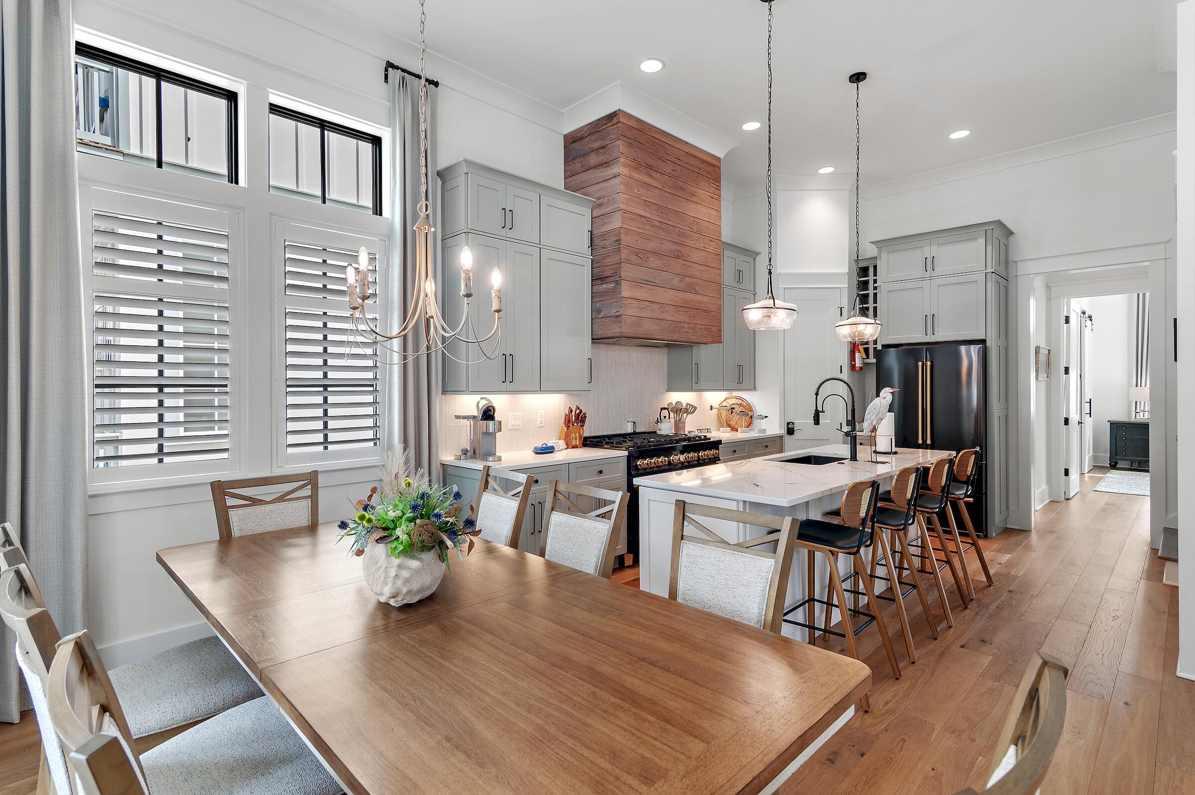 Grande Pointe - Residential