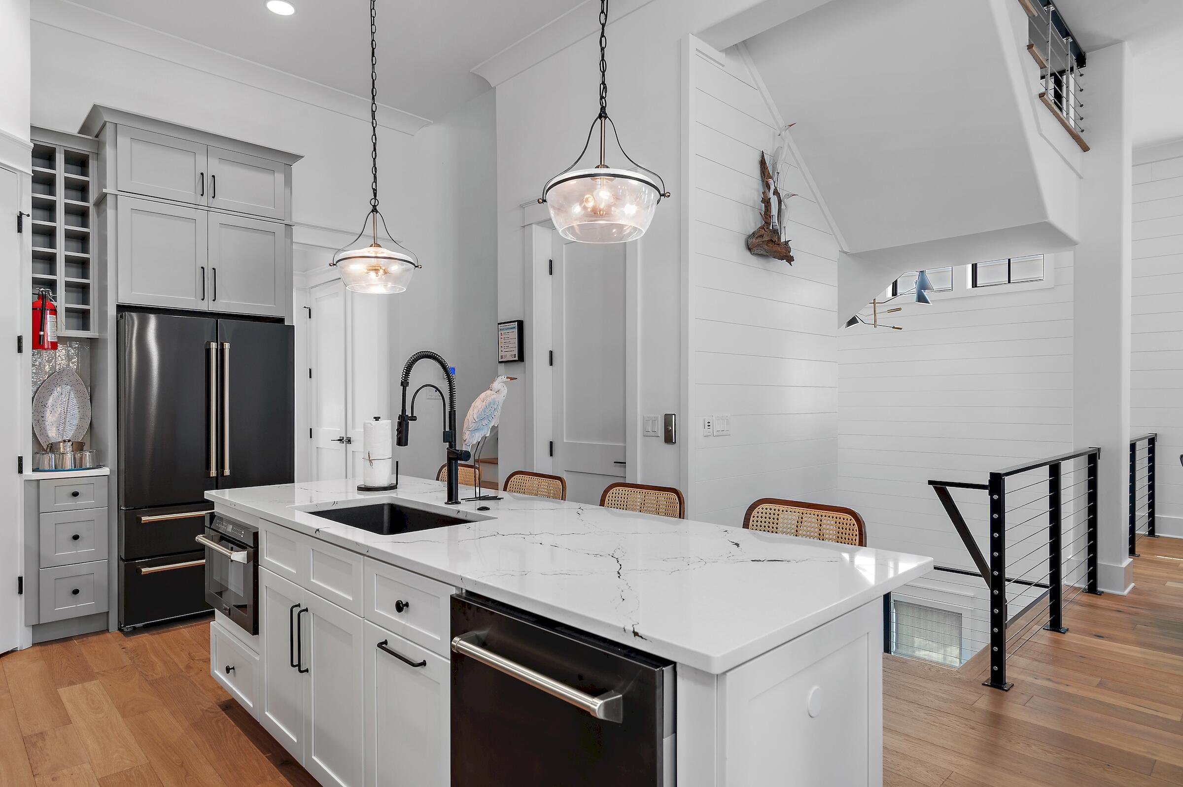 Grande Pointe - Residential