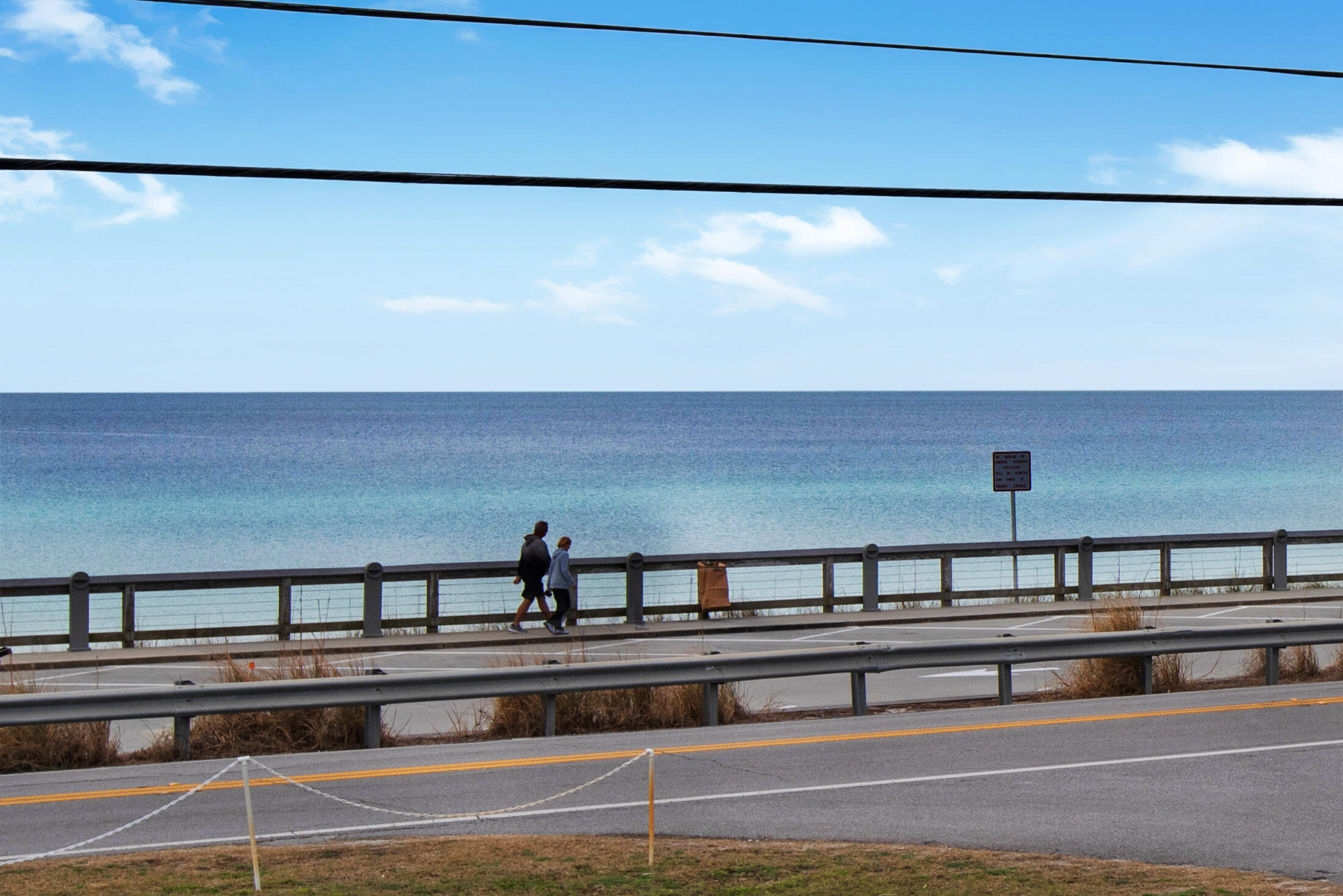 SUMMER BREEZE CONDO - Residential