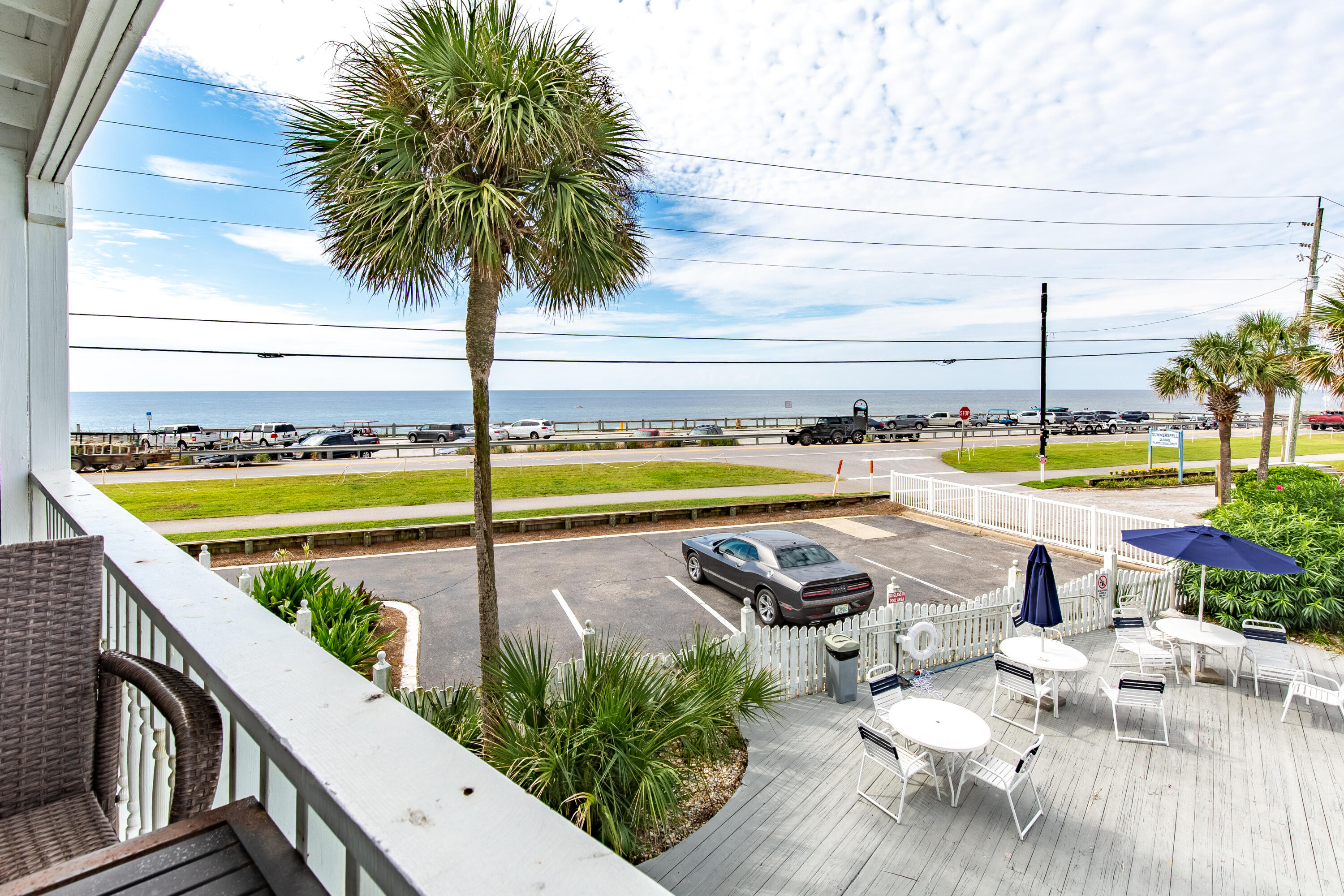SUMMER BREEZE CONDO - Residential