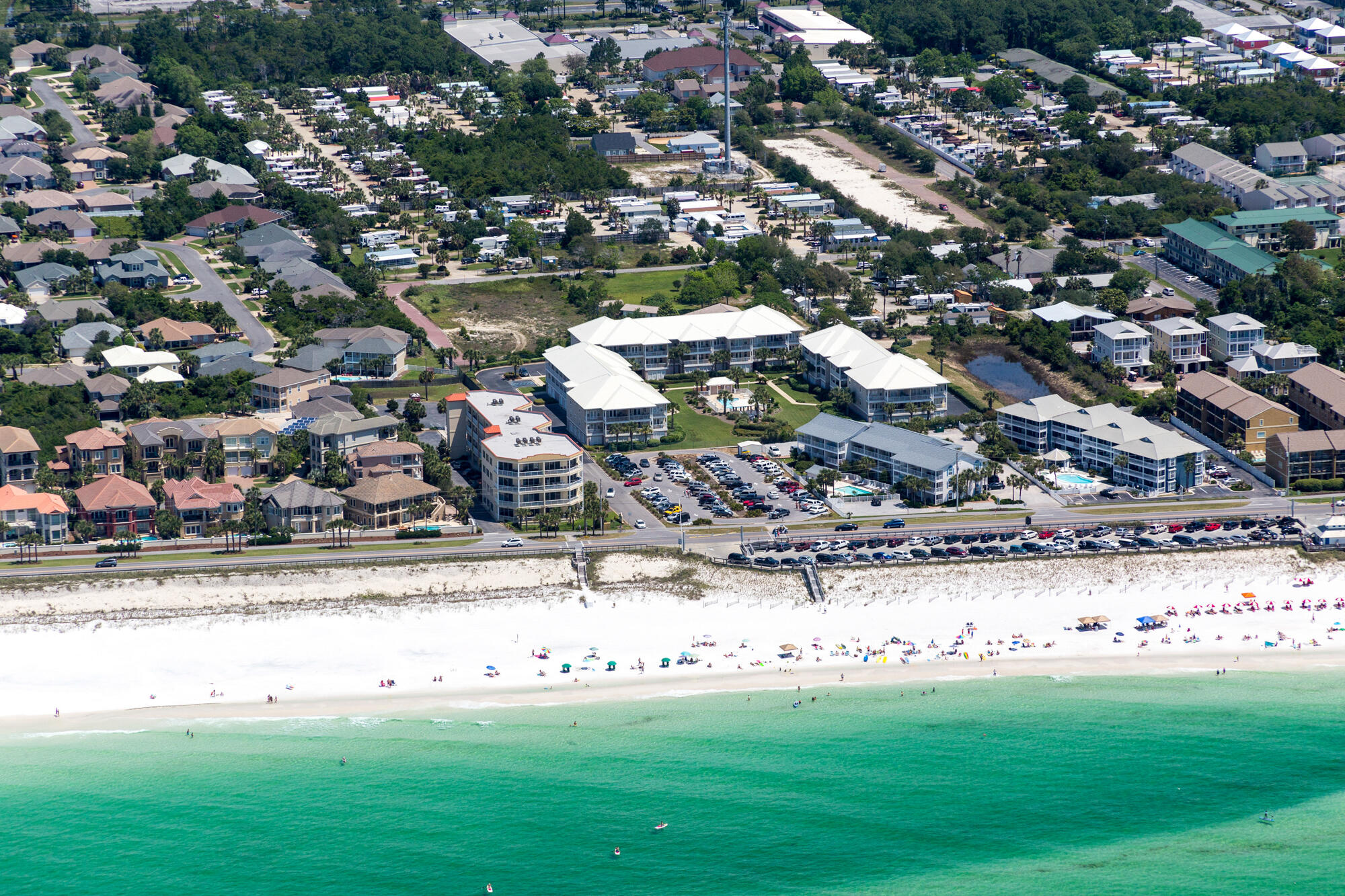 SUMMER BREEZE CONDO - Residential