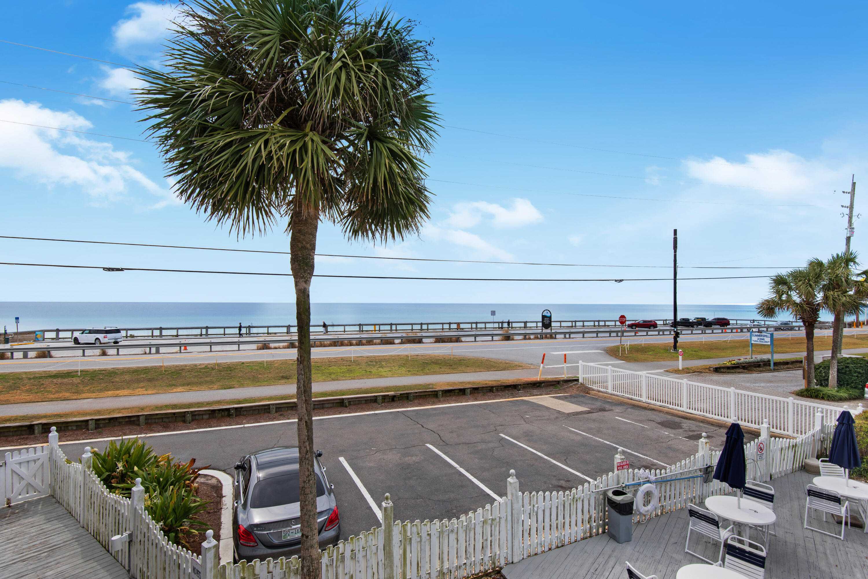 SUMMER BREEZE CONDO - Residential