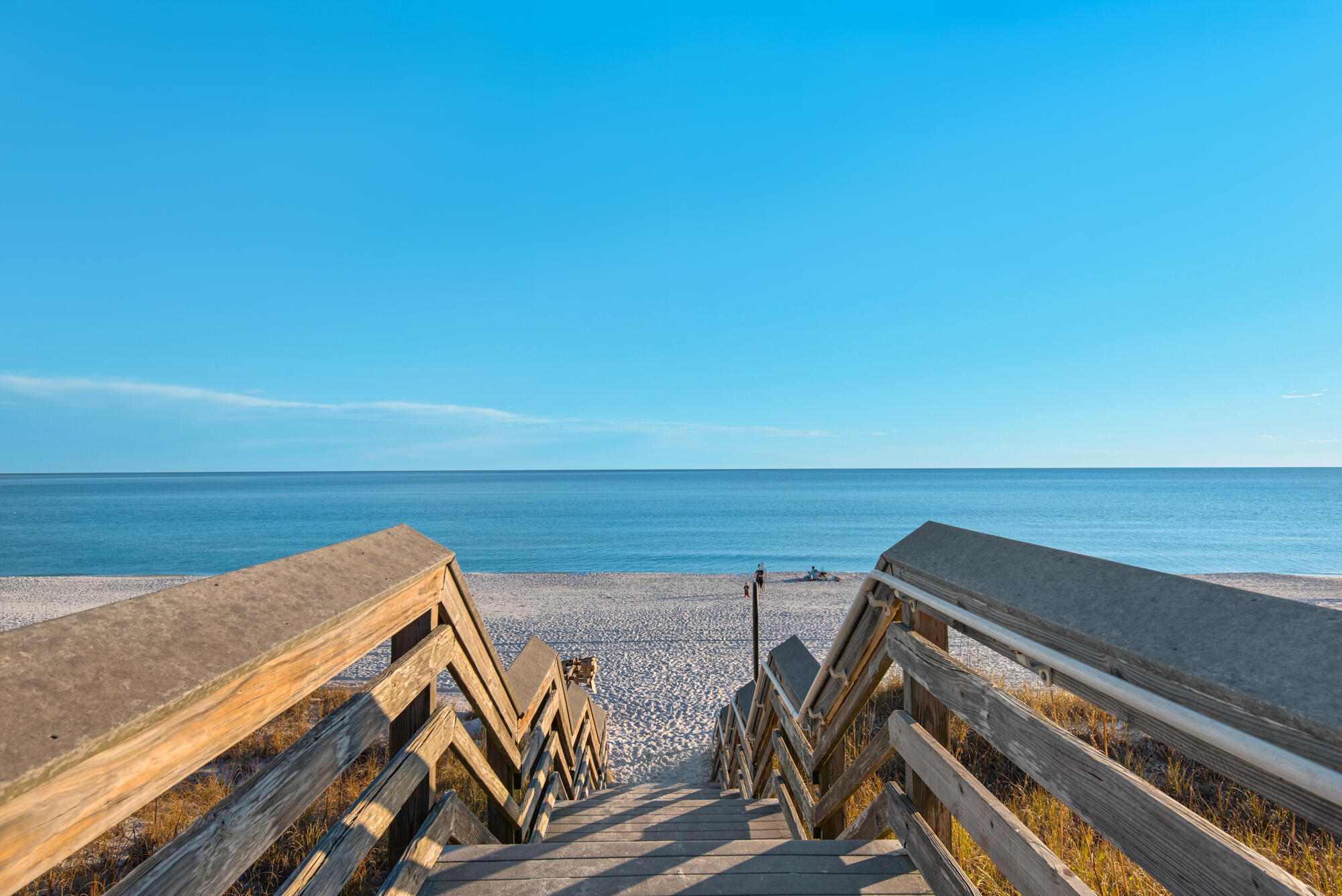 SUMMER BREEZE CONDO - Residential