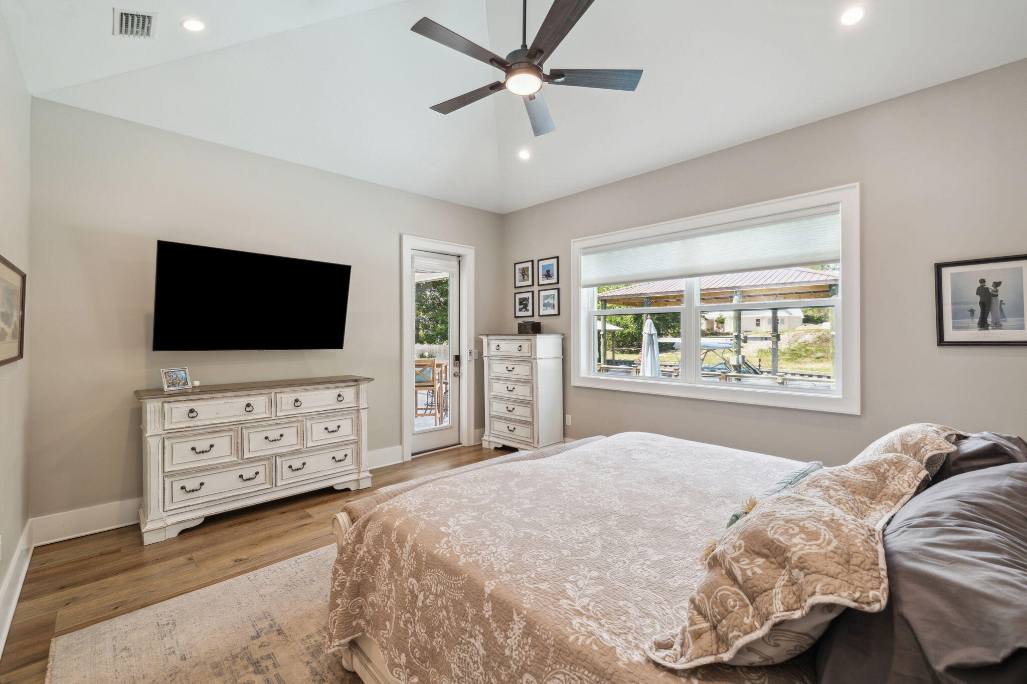 DAUGHETTES AMENDED - Residential