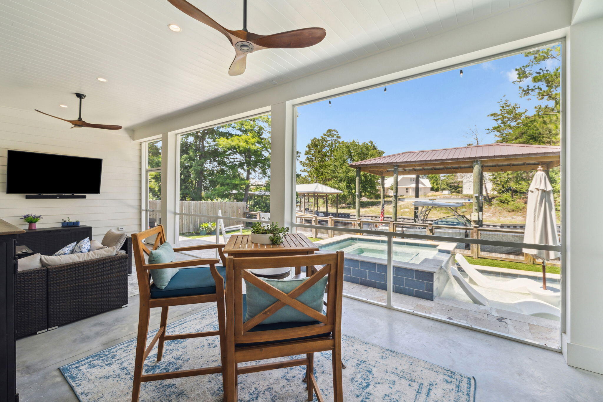 DAUGHETTES AMENDED - Residential