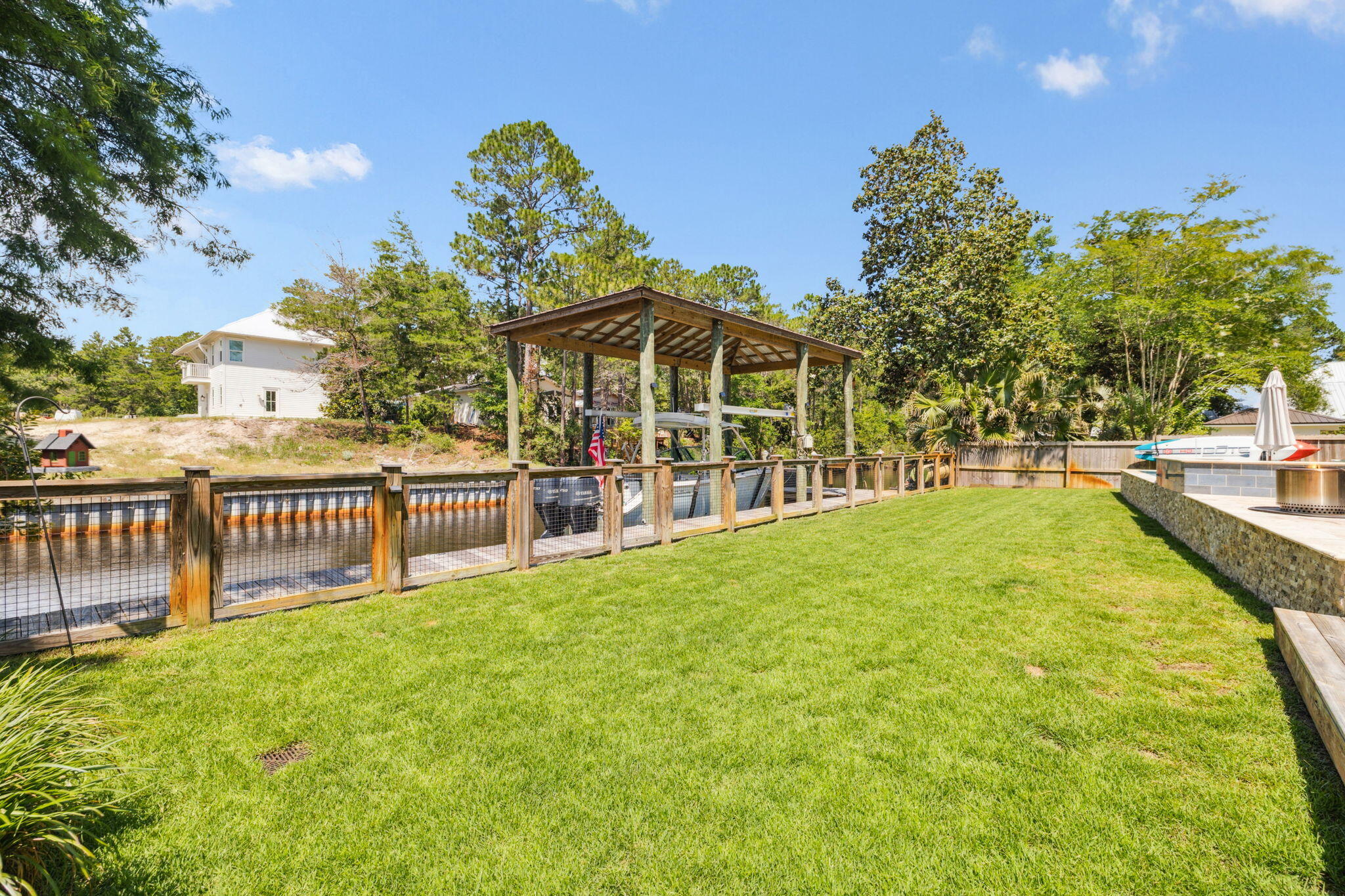 DAUGHETTES AMENDED - Residential