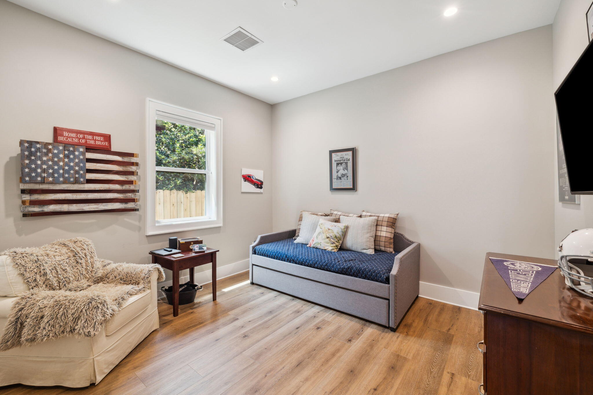 DAUGHETTES AMENDED - Residential