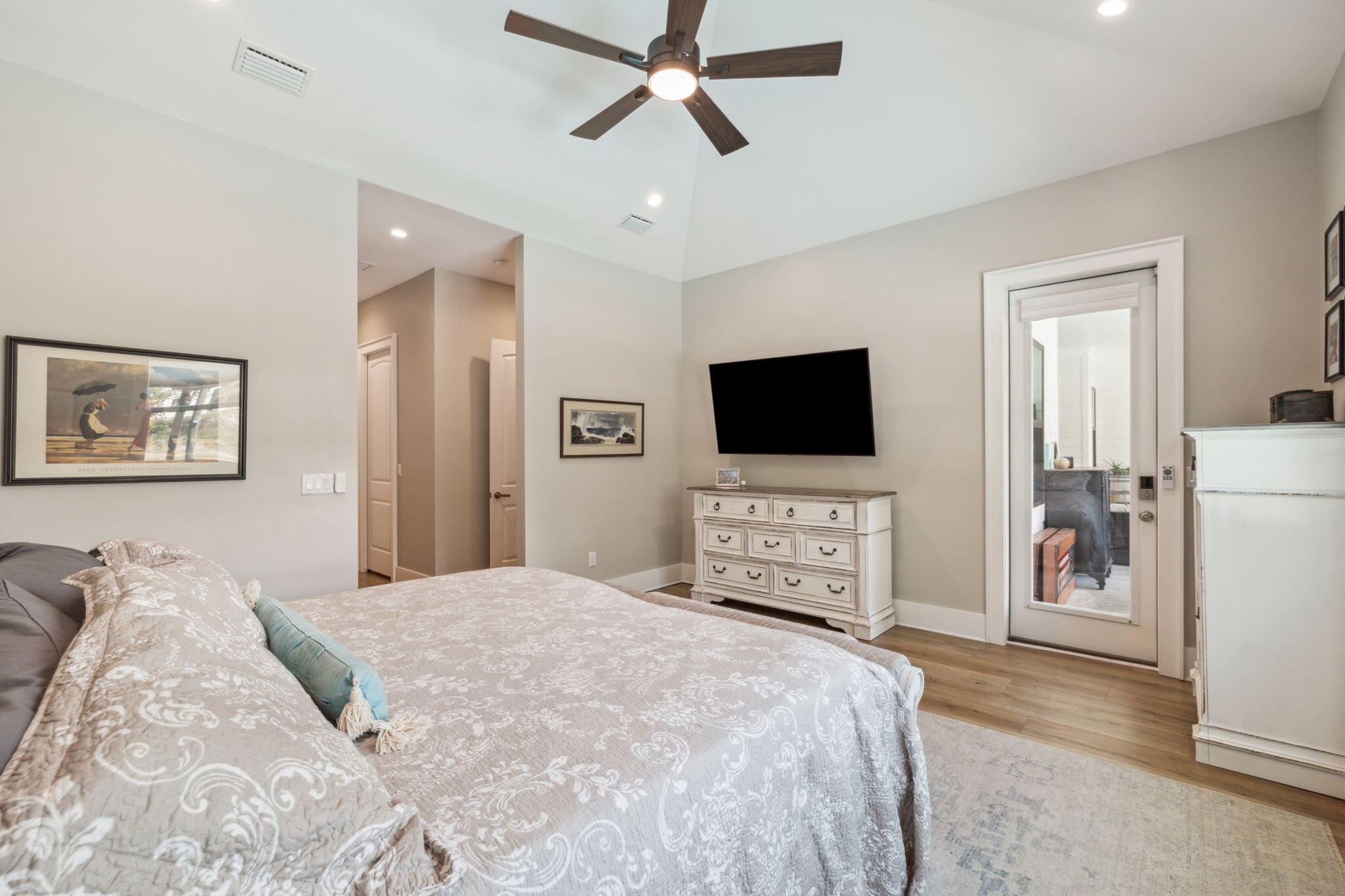 DAUGHETTES AMENDED - Residential
